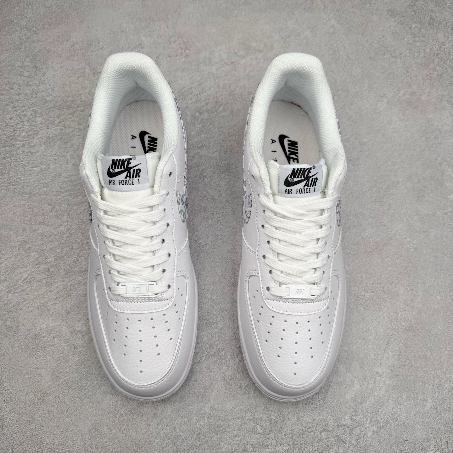 ＃福利特价‼️
NK Air Force 1´07 Low 空军一号低帮百搭休闲运动板鞋 DJ9942-