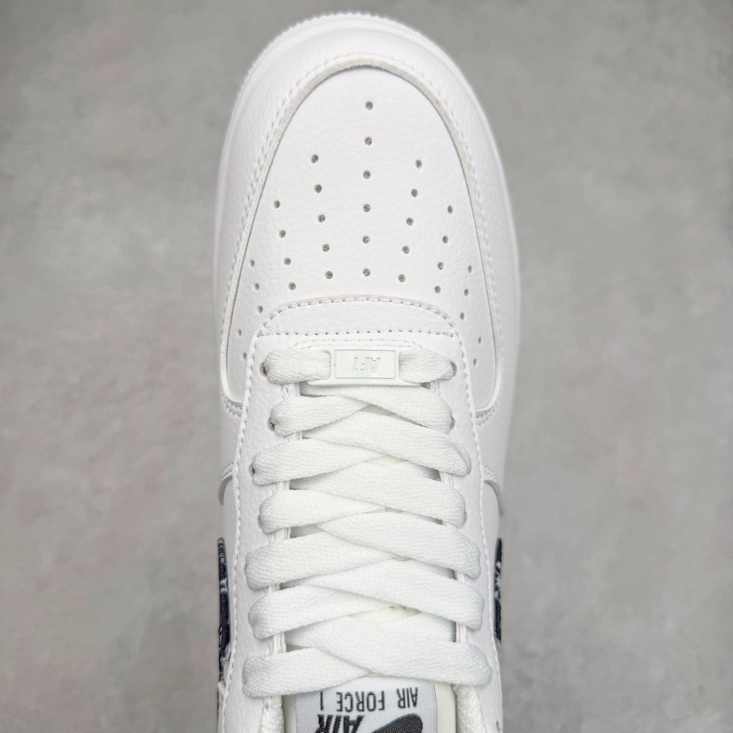 ＃福利特价‼️
NK Air Force 1´07 Low 空军一号低帮百搭休闲运动板鞋 DH4406-