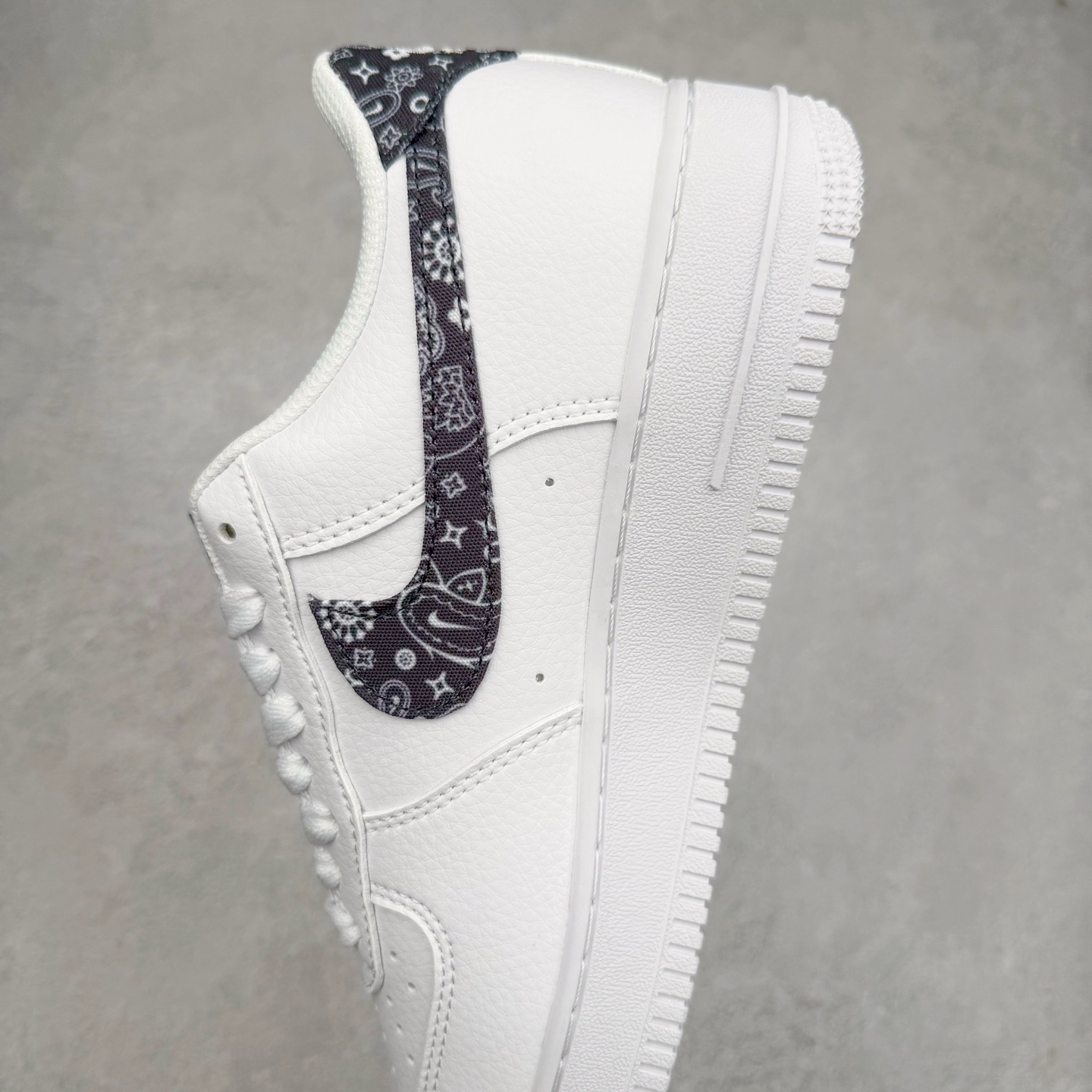 ＃福利特价‼️
NK Air Force 1´07 Low 空军一号低帮百搭休闲运动板鞋 DH4406-