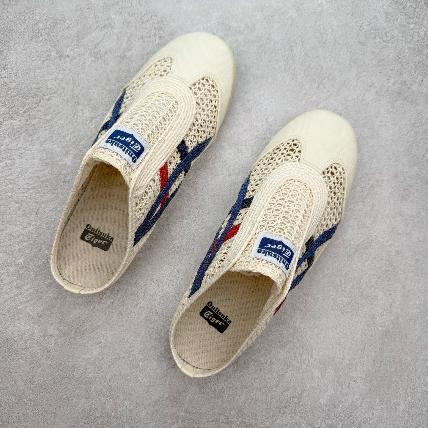 图片[3]-Asics Onitsuka Tiger 鬼冢虎 MEXICO 66 Sabot 半拖舒适日常透气轻便低帮生活休闲鞋 鬼塚虎从运动中汲取灵感，并致力于打造融合舒适感受与创新设计的时尚品牌。品牌的设计风格既体现了对传统的致敬，同时也表达了对精致风格和现代创意的推崇。我们提供独具个性的全系列产品，打造从头到脚的整体穿搭。每件产品皆以精湛工艺匠心打造，细节考究，品质出众。尺码：36 37 37.5 38 39 39.5 40.5 41.5 42 42.5 43.5 44 45-选品中心