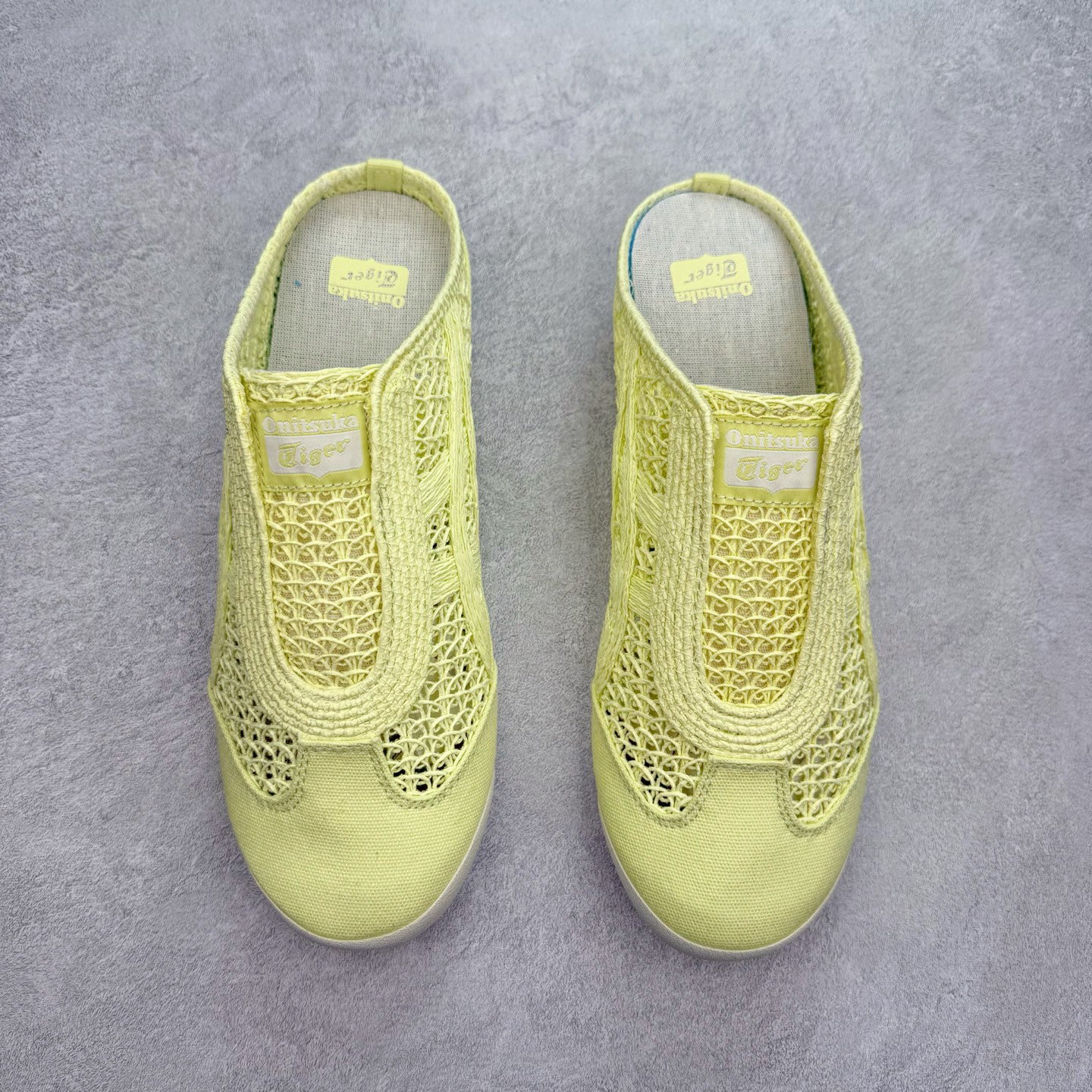 图片[2]-Asics Onitsuka Tiger 鬼冢虎 MEXICO 66 Sabot 半拖舒适日常透气轻便低帮生活休闲鞋 鬼塚虎从运动中汲取灵感，并致力于打造融合舒适感受与创新设计的时尚品牌。品牌的设计风格既体现了对传统的致敬，同时也表达了对精致风格和现代创意的推崇。我们提供独具个性的全系列产品，打造从头到脚的整体穿搭。每件产品皆以精湛工艺匠心打造，细节考究，品质出众。尺码：36 37 37.5 38 39 39.5 40.5 41.5 42 42.5 43.5 44 45-选品中心