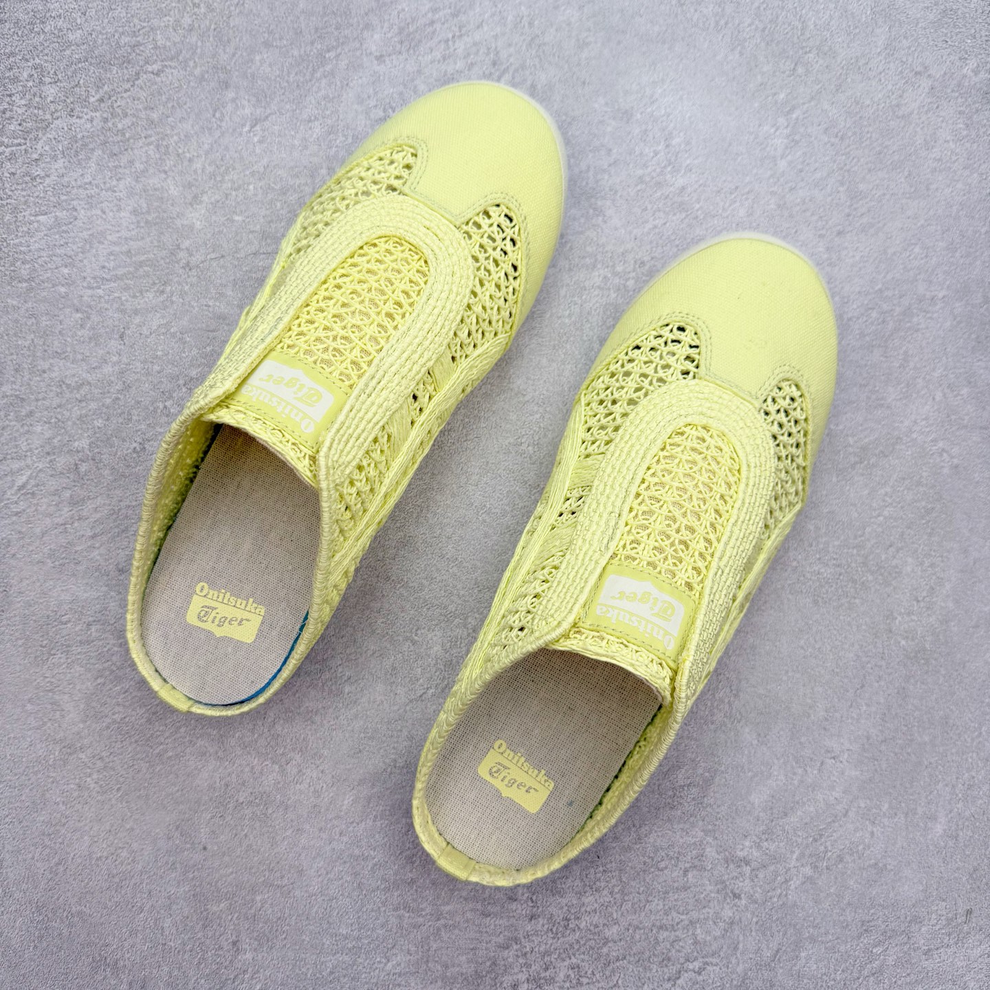 图片[3]-Asics Onitsuka Tiger 鬼冢虎 MEXICO 66 Sabot 半拖舒适日常透气轻便低帮生活休闲鞋 鬼塚虎从运动中汲取灵感，并致力于打造融合舒适感受与创新设计的时尚品牌。品牌的设计风格既体现了对传统的致敬，同时也表达了对精致风格和现代创意的推崇。我们提供独具个性的全系列产品，打造从头到脚的整体穿搭。每件产品皆以精湛工艺匠心打造，细节考究，品质出众。尺码：36 37 37.5 38 39 39.5 40.5 41.5 42 42.5 43.5 44 45-选品中心