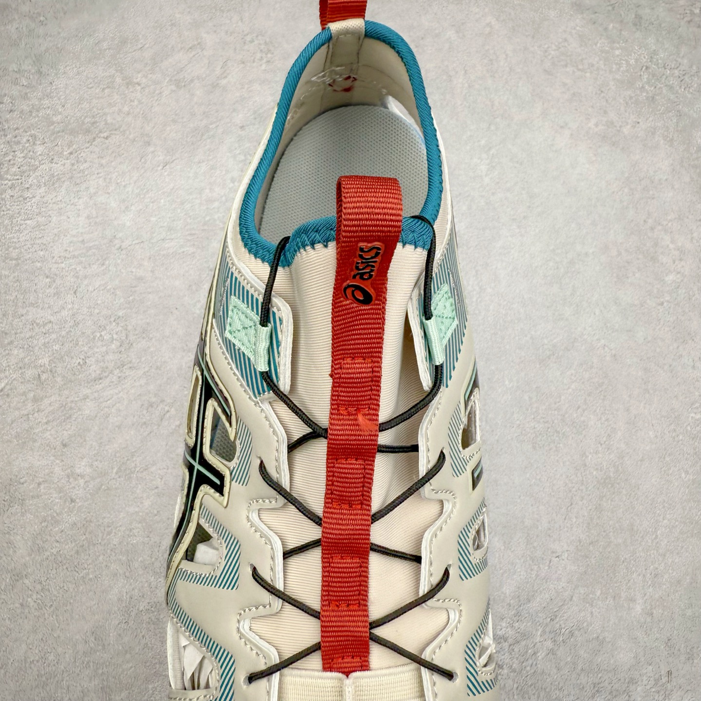 图片[5]-Asics Gel-Sonoma SE 亚瑟士溯溪鞋涉水鞋洞洞鞋 舒适日常休闲百搭防滑低帮户外徒步舒适随行跑步鞋 无界 路更远 今夏必备 颠覆认知 包裹性超强 脚感非常之舒适 侧面镂空设计 透气性极佳 让微风灌入足底 为沸腾夏日注入清爽能量防滑效果也不错 颜值与性能兼备 各平台实体疯狂种草首选 尺码：36 37.5 38 39 40 40.5 41.5 42 42.5 43.5 44 45 46-选品中心