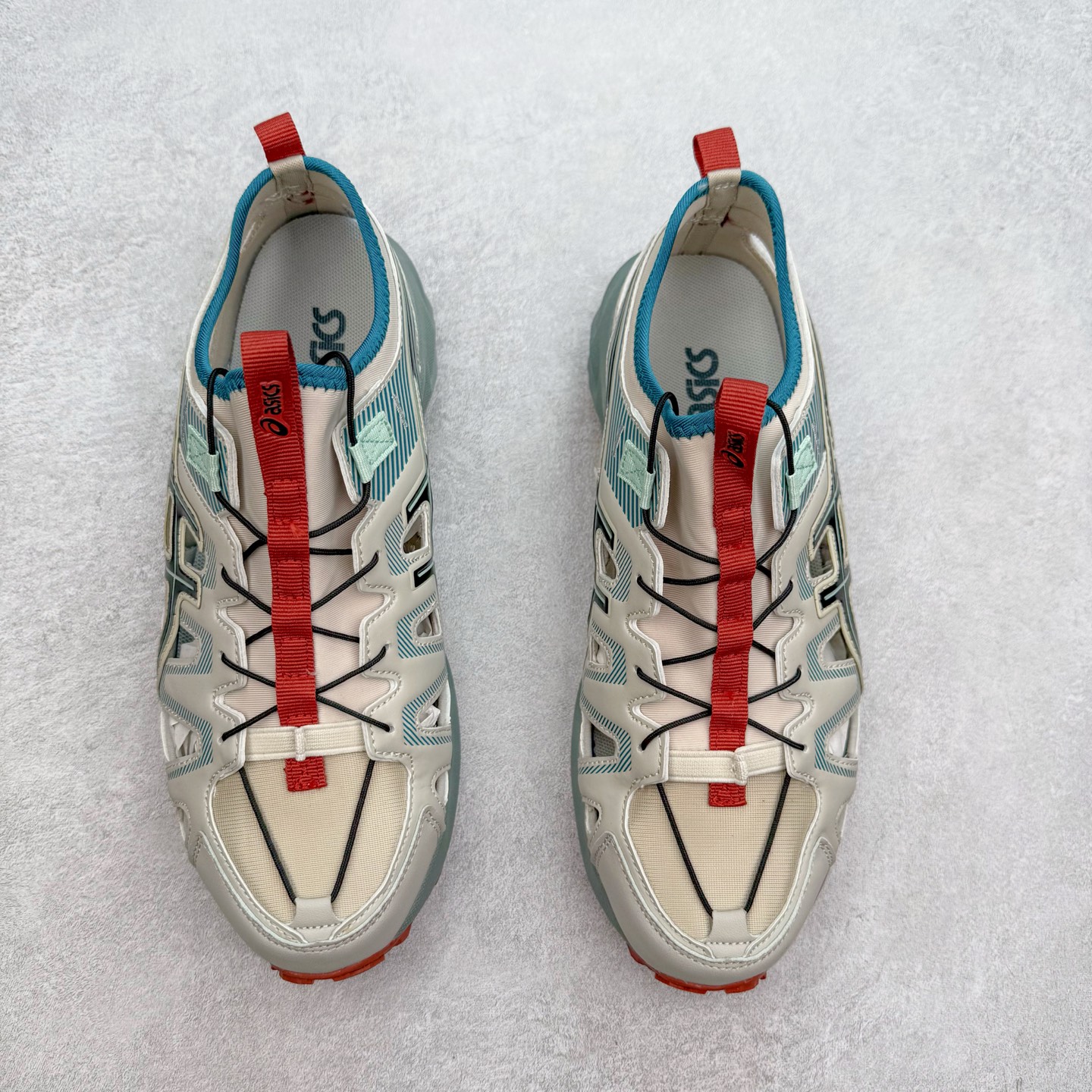 图片[2]-Asics Gel-Sonoma SE 亚瑟士溯溪鞋涉水鞋洞洞鞋 舒适日常休闲百搭防滑低帮户外徒步舒适随行跑步鞋 无界 路更远 今夏必备 颠覆认知 包裹性超强 脚感非常之舒适 侧面镂空设计 透气性极佳 让微风灌入足底 为沸腾夏日注入清爽能量防滑效果也不错 颜值与性能兼备 各平台实体疯狂种草首选 尺码：36 37.5 38 39 40 40.5 41.5 42 42.5 43.5 44 45 46-选品中心