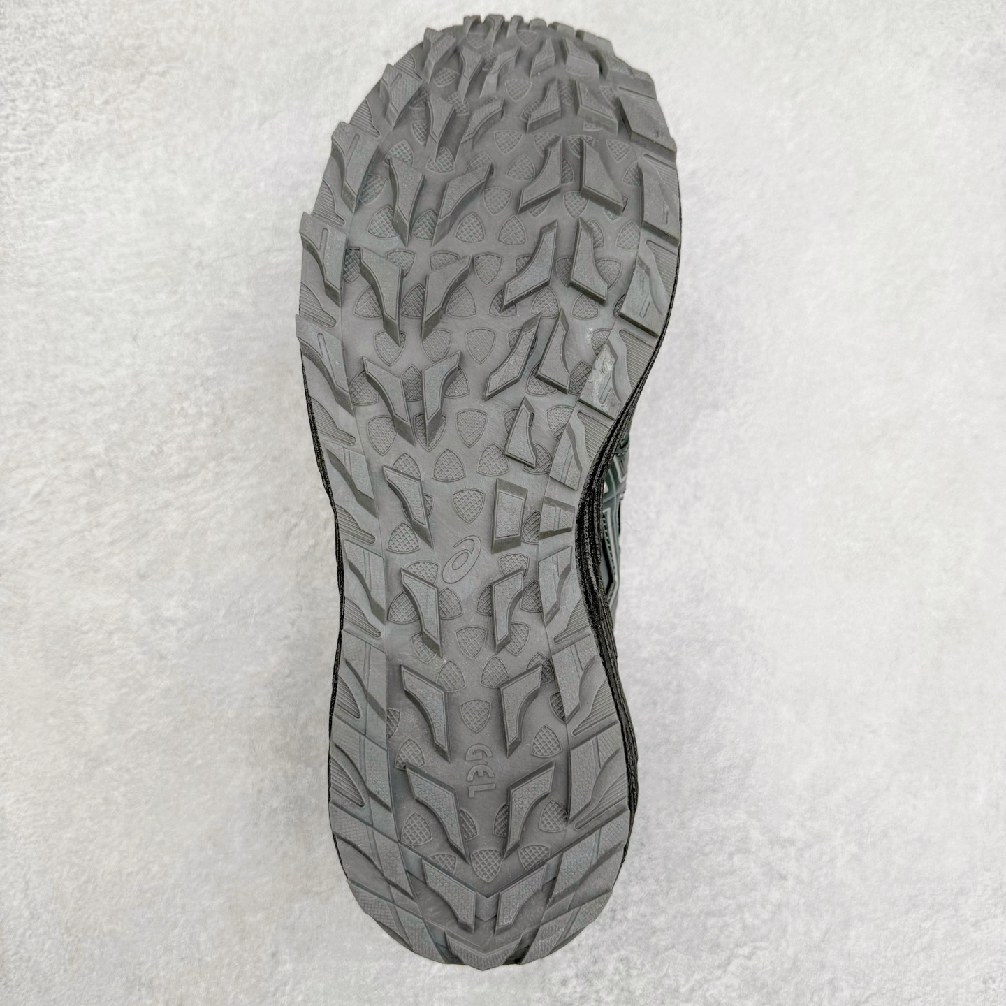 图片[9]-Asics Gel-Sonoma SE 亚瑟士溯溪鞋涉水鞋洞洞鞋 舒适日常休闲百搭防滑低帮户外徒步舒适随行跑步鞋 无界 路更远 今夏必备 颠覆认知 包裹性超强 脚感非常之舒适 侧面镂空设计 透气性极佳 让微风灌入足底 为沸腾夏日注入清爽能量防滑效果也不错 颜值与性能兼备 各平台实体疯狂种草首选 尺码：36 37.5 38 39 40 40.5 41.5 42 42.5 43.5 44 45 46-选品中心