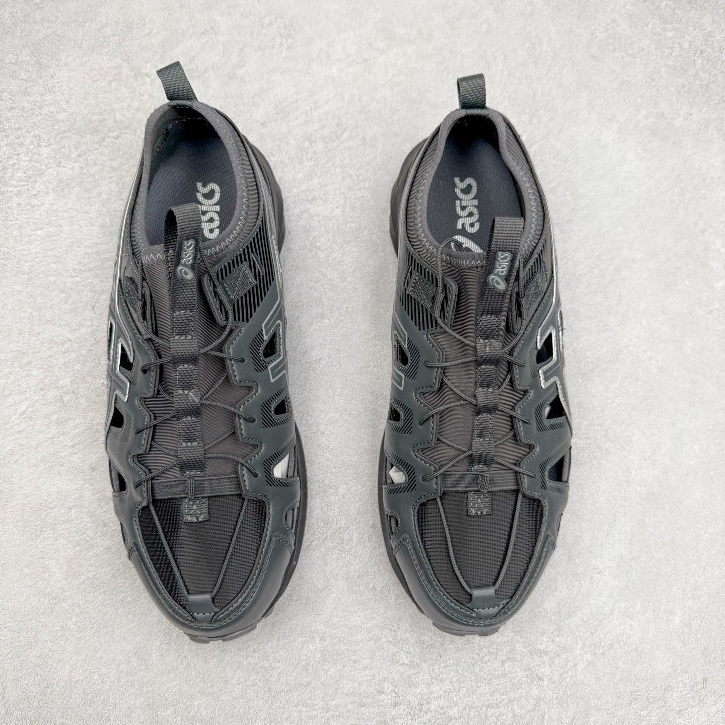 图片[2]-Asics Gel-Sonoma SE 亚瑟士溯溪鞋涉水鞋洞洞鞋 舒适日常休闲百搭防滑低帮户外徒步舒适随行跑步鞋 无界 路更远 今夏必备 颠覆认知 包裹性超强 脚感非常之舒适 侧面镂空设计 透气性极佳 让微风灌入足底 为沸腾夏日注入清爽能量防滑效果也不错 颜值与性能兼备 各平台实体疯狂种草首选 尺码：36 37.5 38 39 40 40.5 41.5 42 42.5 43.5 44 45 46-选品中心