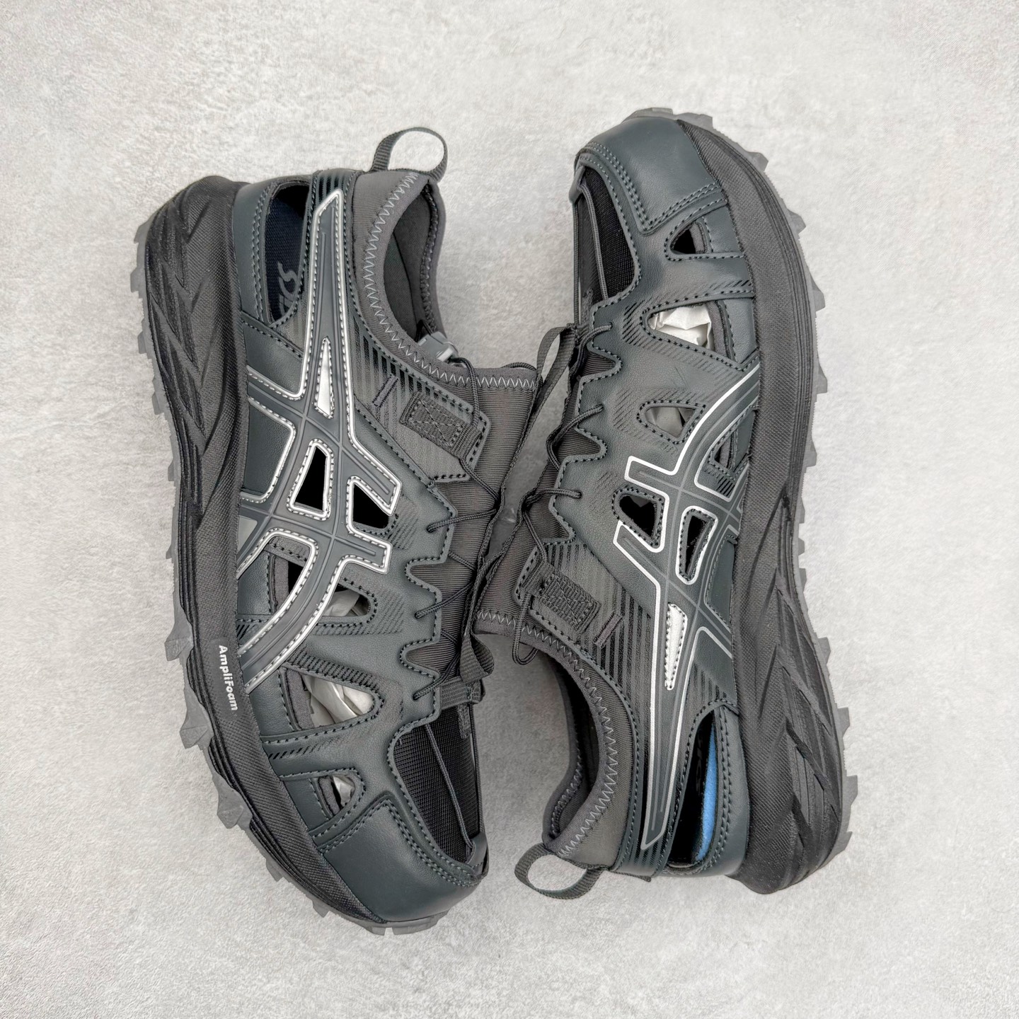 图片[3]-Asics Gel-Sonoma SE 亚瑟士溯溪鞋涉水鞋洞洞鞋 舒适日常休闲百搭防滑低帮户外徒步舒适随行跑步鞋 无界 路更远 今夏必备 颠覆认知 包裹性超强 脚感非常之舒适 侧面镂空设计 透气性极佳 让微风灌入足底 为沸腾夏日注入清爽能量防滑效果也不错 颜值与性能兼备 各平台实体疯狂种草首选 尺码：36 37.5 38 39 40 40.5 41.5 42 42.5 43.5 44 45 46-选品中心