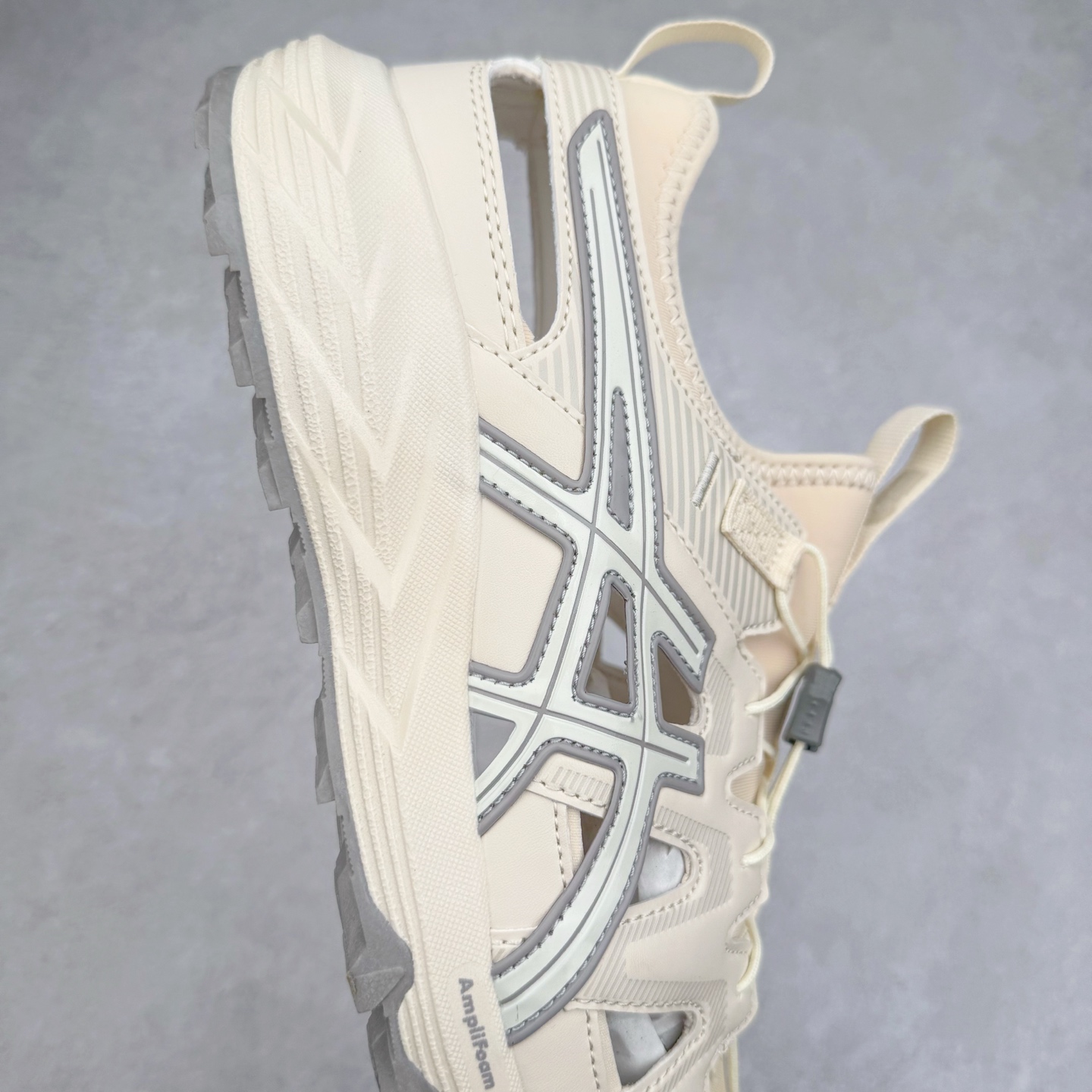 图片[6]-Asics Gel-Sonoma SE 亚瑟士溯溪鞋涉水鞋洞洞鞋 舒适日常休闲百搭防滑低帮户外徒步舒适随行跑步鞋 无界 路更远 今夏必备 颠覆认知 包裹性超强 脚感非常之舒适 侧面镂空设计 透气性极佳 让微风灌入足底 为沸腾夏日注入清爽能量防滑效果也不错 颜值与性能兼备 各平台实体疯狂种草首选 尺码：36 37.5 38 39 40 40.5 41.5 42 42.5 43.5 44 45 46-选品中心