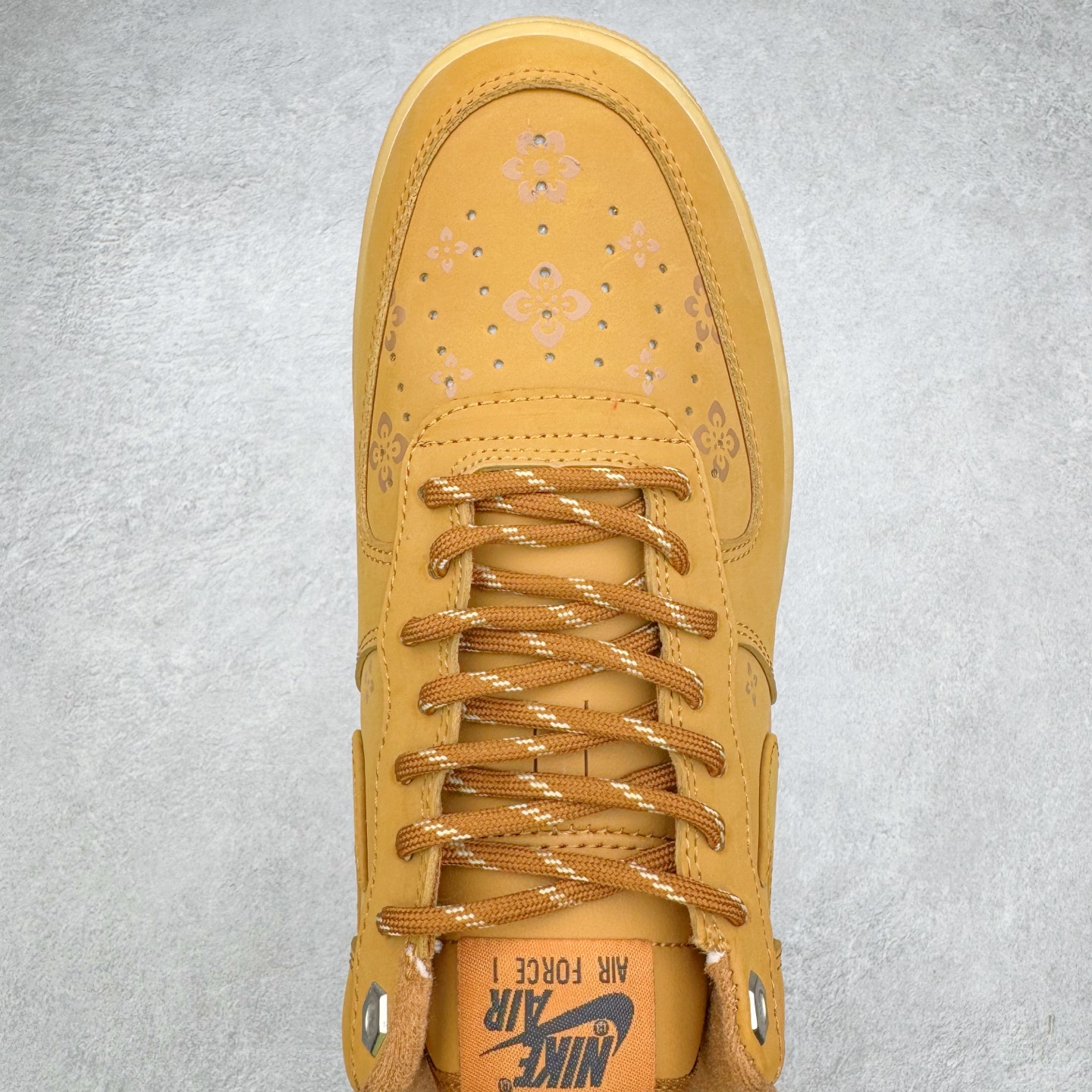 ＃福利特价‼️
NK Air Force 1´07 Low 空军一号低帮百搭休闲运动板鞋 CT9917-