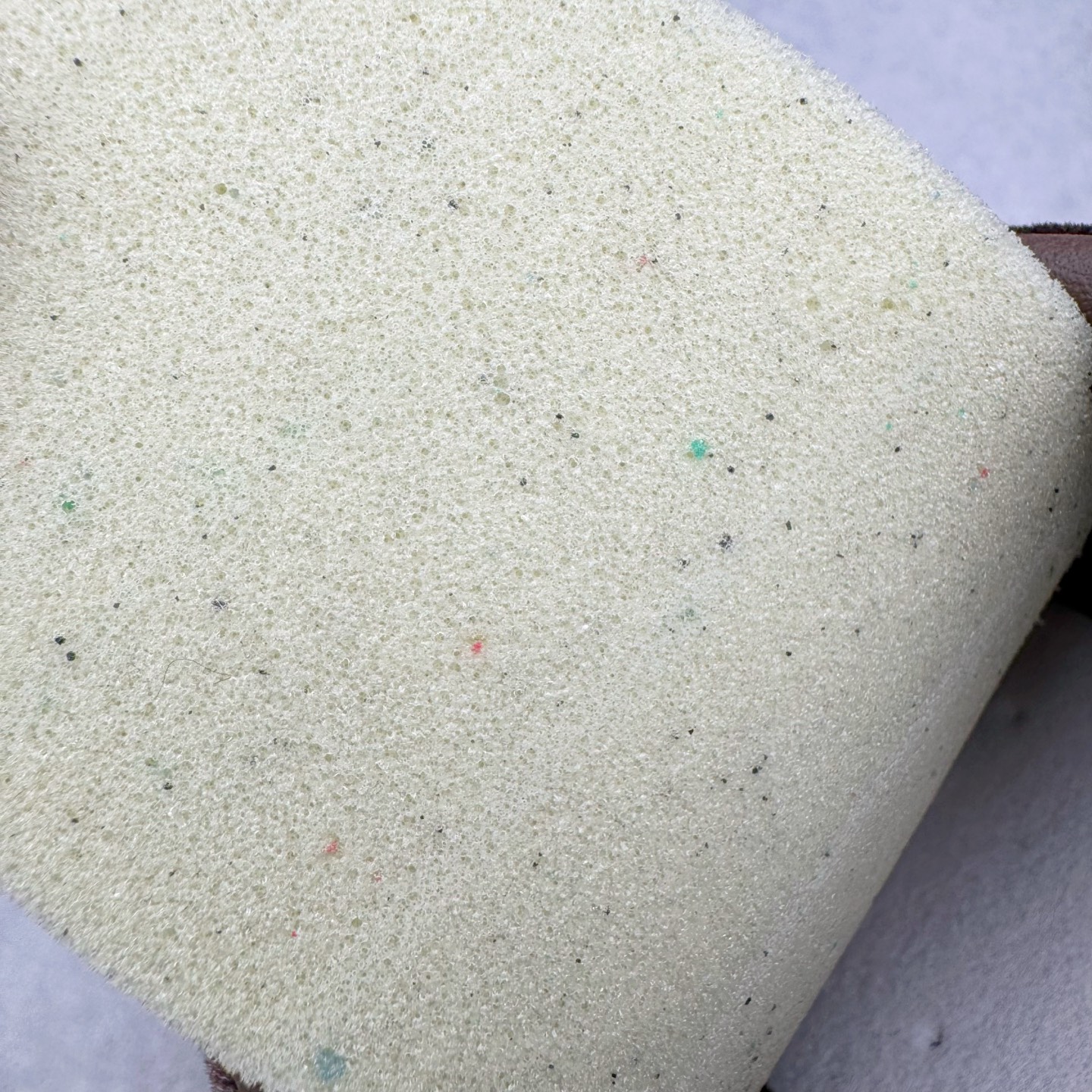 图片[18]-＃HP纯原 AD Original Gazelle Trainers 瞪羚室内鞋系列低帮复古百搭休闲运动德训风板鞋 JI2714 高端零售特供批次 原厂定制长毛翻毛皮组合环保纤维革鞋面材质 内置环保海玻璃鞋垫 外置RB橡胶大底 产品品控稳定性领先行业 原厂全套原楦原纸板冲刀磨具开发 原厂皮料加持 原厂港宝加持定型后跟R度完美 将复古进行到底 简约流畅 三十年不变经典 这款Gazelle运动鞋 无论面料、配色、质感或设计 都只在重现其1991年原款的经典 皮革鞋面 撞色三条纹和鞋跟标的设计 力求呈现90年代的经典复古风潮 Samba火热的同时 也带动了其它的复古鞋型 Gazelle便是其中一只 Gazelle Indoor拥有包边更宽的T字型鞋头 更好的保护运动员的前掌 浓浓的复古氛围感 非常适合现在流行的Cleanfit风格 尺码：35.5 36 36⅔ 37⅓ 38 38⅔ 39⅓ 40 40⅔ 41⅓ 42 42⅔ 43⅓ 44 44⅔ 45-选品中心