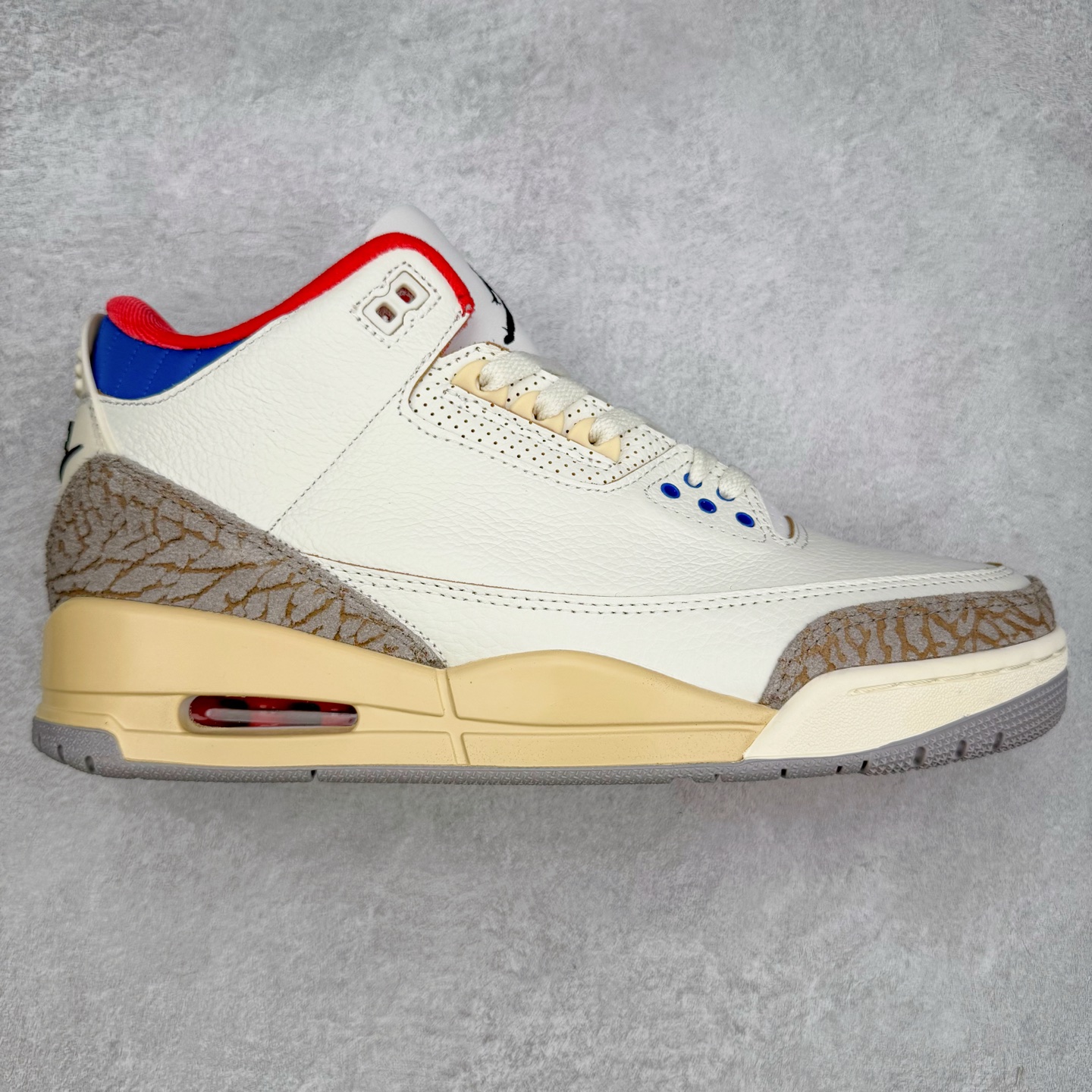 ＃F版 Air Jordan AJ3 Retro 韩国限定 米白蓝红 IB1482-100 原楦原纸板开发 确保原汁原味 原厂皮料质感色泽绝无偏差 完美中底拉帮 原厂中底钢印 原档案大底 如假白送 大底纹路 气垫通透度PU的回弹性均百分百还原 原厂电绣鞋舌飞人刺绣针数立体讲究精细欢迎对比正品原鞋 尺码：36 36.5 37.5 38 38.5 39 40 40.5 41 42 42.5 43 44 44.5 45 46 47.5-选品中心
