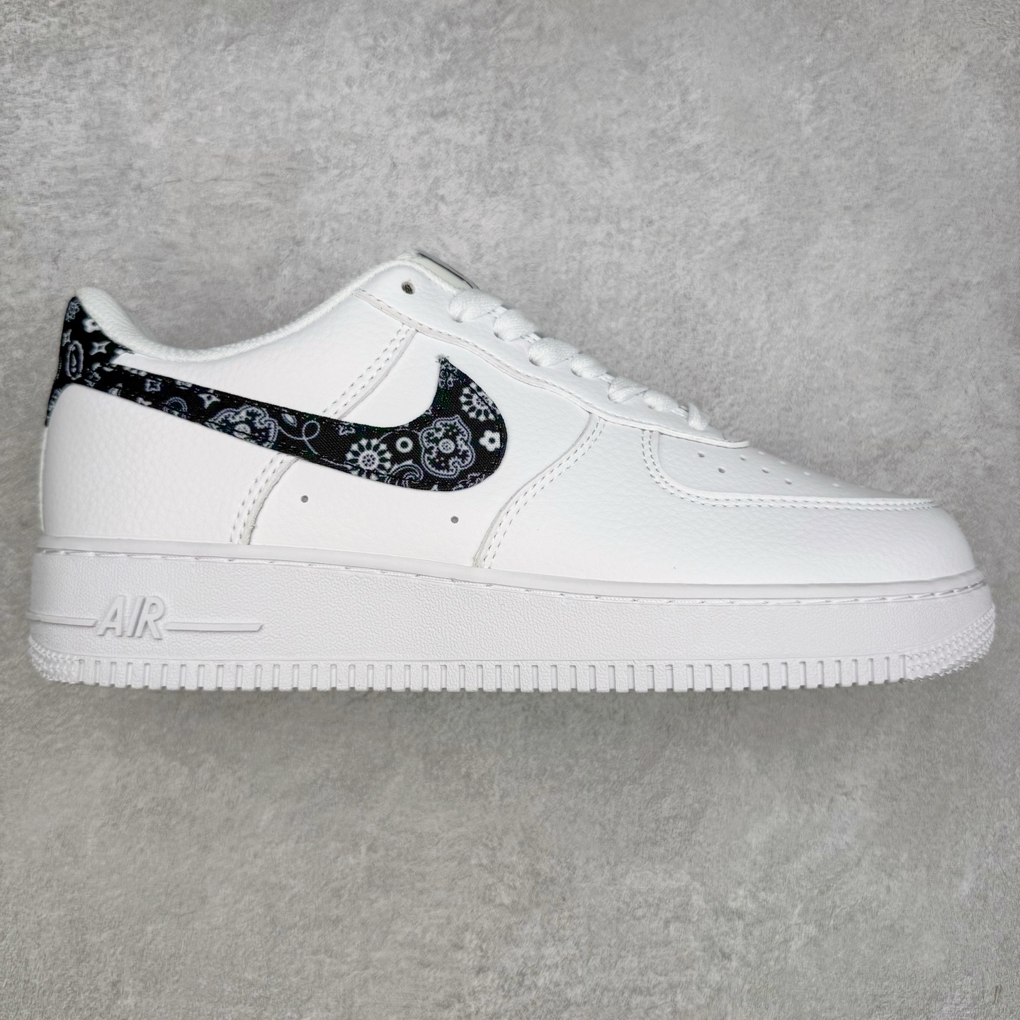 ＃福利特价‼️
NK Air Force 1´07 Low 空军一号低帮百搭休闲运动板鞋 全网最具性价比