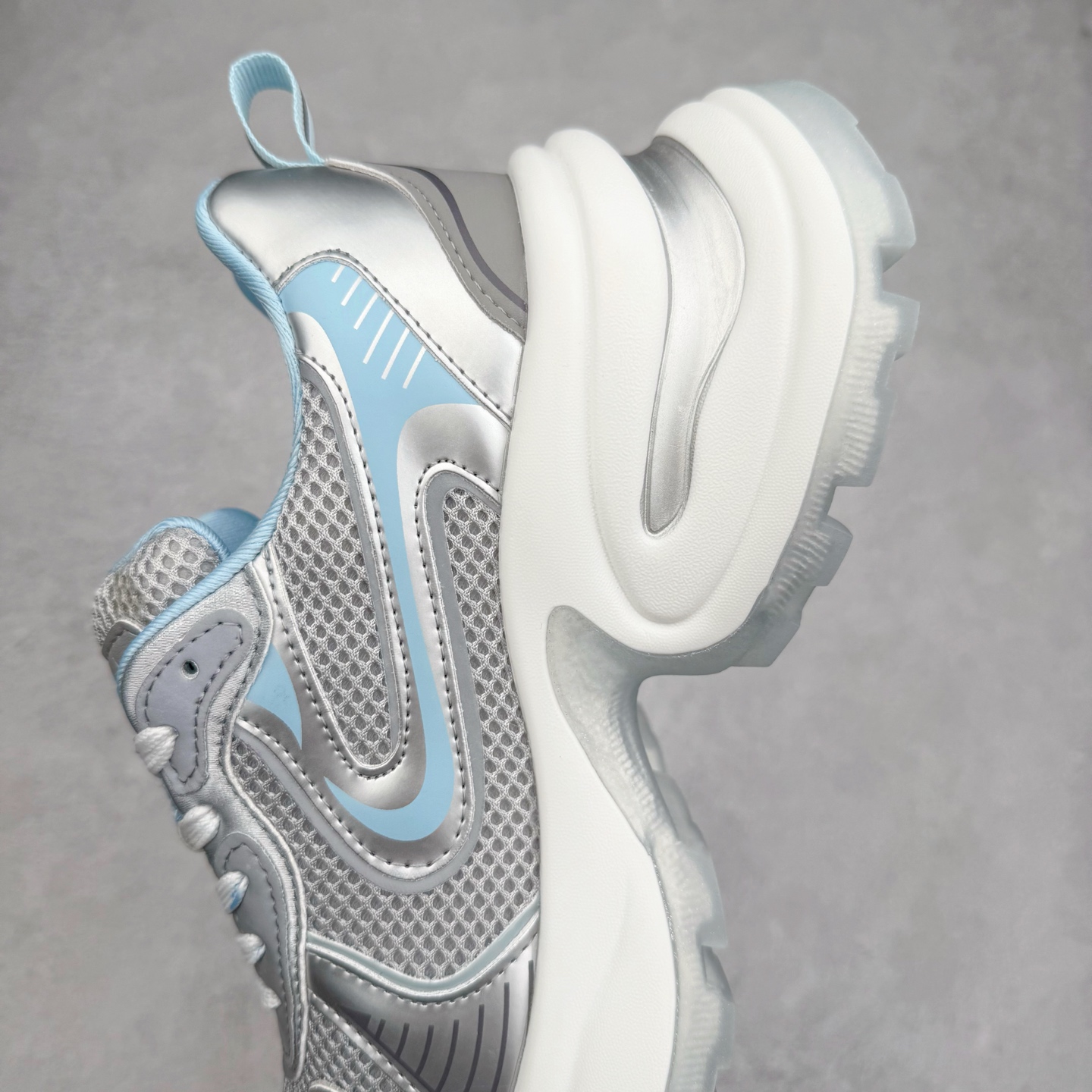 图片[7]-GG-CC 2025赵露思同款果冻底休闲运动厚底增高老爹鞋 广东大厂出品 原版正确大底 全新工艺升级 全套包装 配件齐全 区别市面所有版本 时髦look轻松定格 不费力展现率性氛围 高档银盒 3M反光酷帅机能风不规则设计+7cm增高厚底 大长腿既视感轻松拿捏 GGcc厚底增高简直就是小个子的快乐! 不管怎么搭都敲好看~ 尺码：35 36 37 38 39 40-选品中心