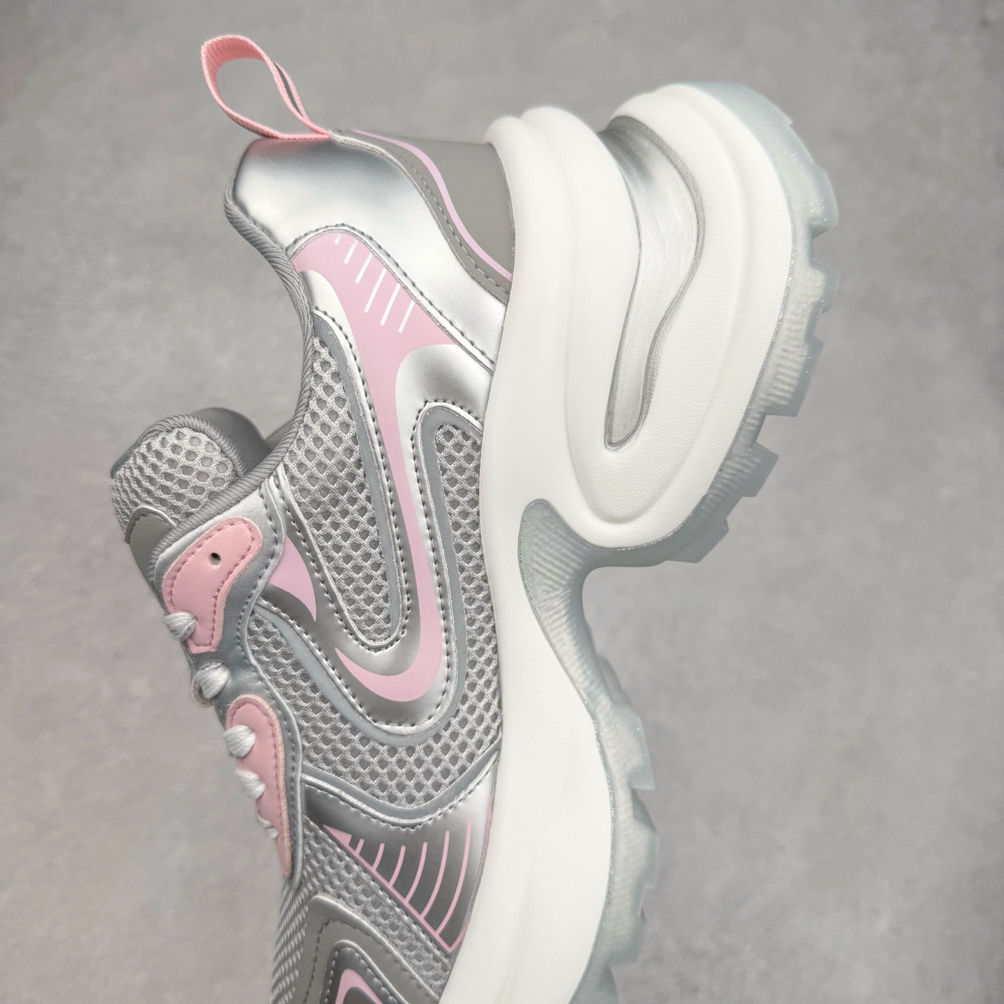 图片[7]-GG-CC 2025赵露思同款果冻底休闲运动厚底增高老爹鞋 广东大厂出品 原版正确大底 全新工艺升级 全套包装 配件齐全 区别市面所有版本 时髦look轻松定格 不费力展现率性氛围 高档银盒 3M反光酷帅机能风不规则设计+7cm增高厚底 大长腿既视感轻松拿捏 GGcc厚底增高简直就是小个子的快乐! 不管怎么搭都敲好看~ 尺码：35 36 37 38 39 40-选品中心