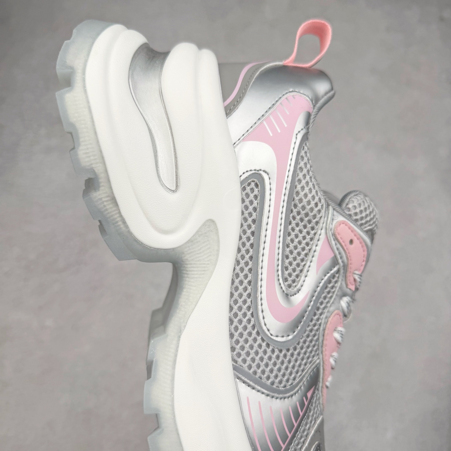 图片[6]-GG-CC 2025赵露思同款果冻底休闲运动厚底增高老爹鞋 广东大厂出品 原版正确大底 全新工艺升级 全套包装 配件齐全 区别市面所有版本 时髦look轻松定格 不费力展现率性氛围 高档银盒 3M反光酷帅机能风不规则设计+7cm增高厚底 大长腿既视感轻松拿捏 GGcc厚底增高简直就是小个子的快乐! 不管怎么搭都敲好看~ 尺码：35 36 37 38 39 40-选品中心