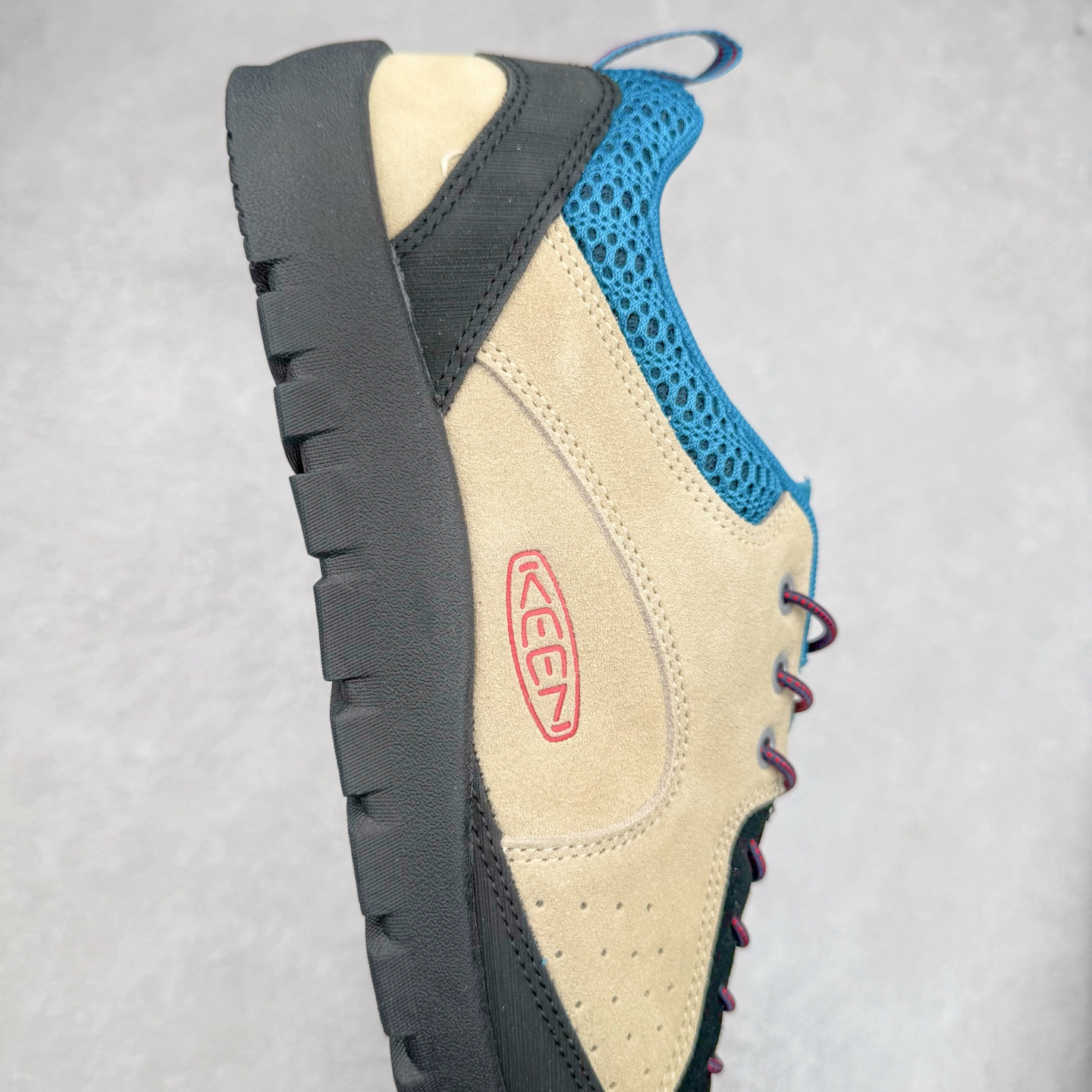 图片[6]-Keen Jasper Rocks SP 美国人气户外品牌-科恩贾斯珀都市系列复古低帮系带户外风露营徒步登山运动训练鞋 原楦型开发纸版 采用固色翻毛皮鞋面材质 内嵌高密度EVA发泡缓震脚垫 外置一体式包裹防滑防剐蹭耐磨橡胶大底 向经典的90年代致敬 山系神级鞋履 尺码：35 36 37 38 39 40 41 42 43 44 45-选品中心