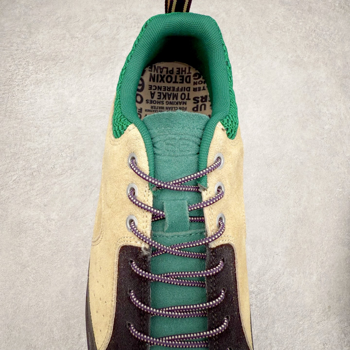 图片[5]-Keen Jasper Rocks SP 美国人气户外品牌-科恩贾斯珀都市系列复古低帮系带户外风露营徒步登山运动训练鞋 原楦型开发纸版 采用固色翻毛皮鞋面材质 内嵌高密度EVA发泡缓震脚垫 外置一体式包裹防滑防剐蹭耐磨橡胶大底 向经典的90年代致敬 山系神级鞋履 尺码：35 36 37 38 39 40 41 42 43 44 45-选品中心