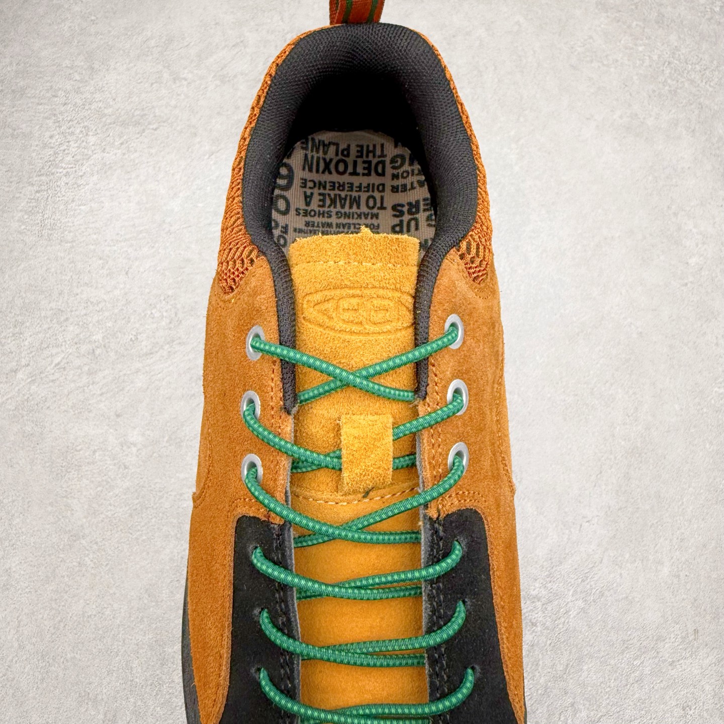 图片[5]-Keen Jasper Rocks SP 美国人气户外品牌-科恩贾斯珀都市系列复古低帮系带户外风露营徒步登山运动训练鞋 原楦型开发纸版 采用固色翻毛皮鞋面材质 内嵌高密度EVA发泡缓震脚垫 外置一体式包裹防滑防剐蹭耐磨橡胶大底 向经典的90年代致敬 山系神级鞋履 尺码：35 36 37 38 39 40 41 42 43 44 45-选品中心