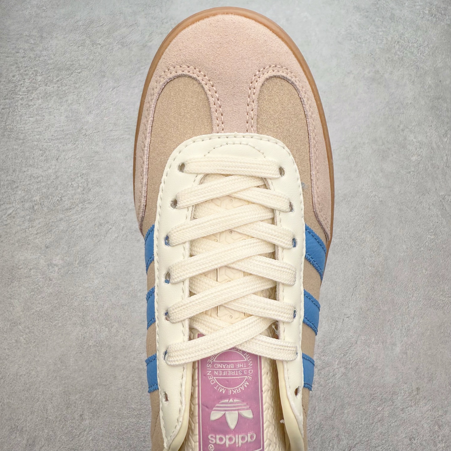 图片[4]-AD Gazelle Indoor Trainers 羚羊内训系列低帮复古百搭休闲运动德训风板鞋 JQ0010 90年代经典的复刻版！自60年代以足球训练鞋面世以来,Gazelle就以其经典设计席卷全球。1991年版本的复刻,再造经典Gazelle。采用皮革打造,搭配浊色细节,让这款经典更加简约。尺码：36 36⅔ 37⅓ 38 38⅔ 39⅓ 40 40⅔ 41⅓ 42 42⅔ 43⅓ 44⅓ 44⅔ 45-选品中心