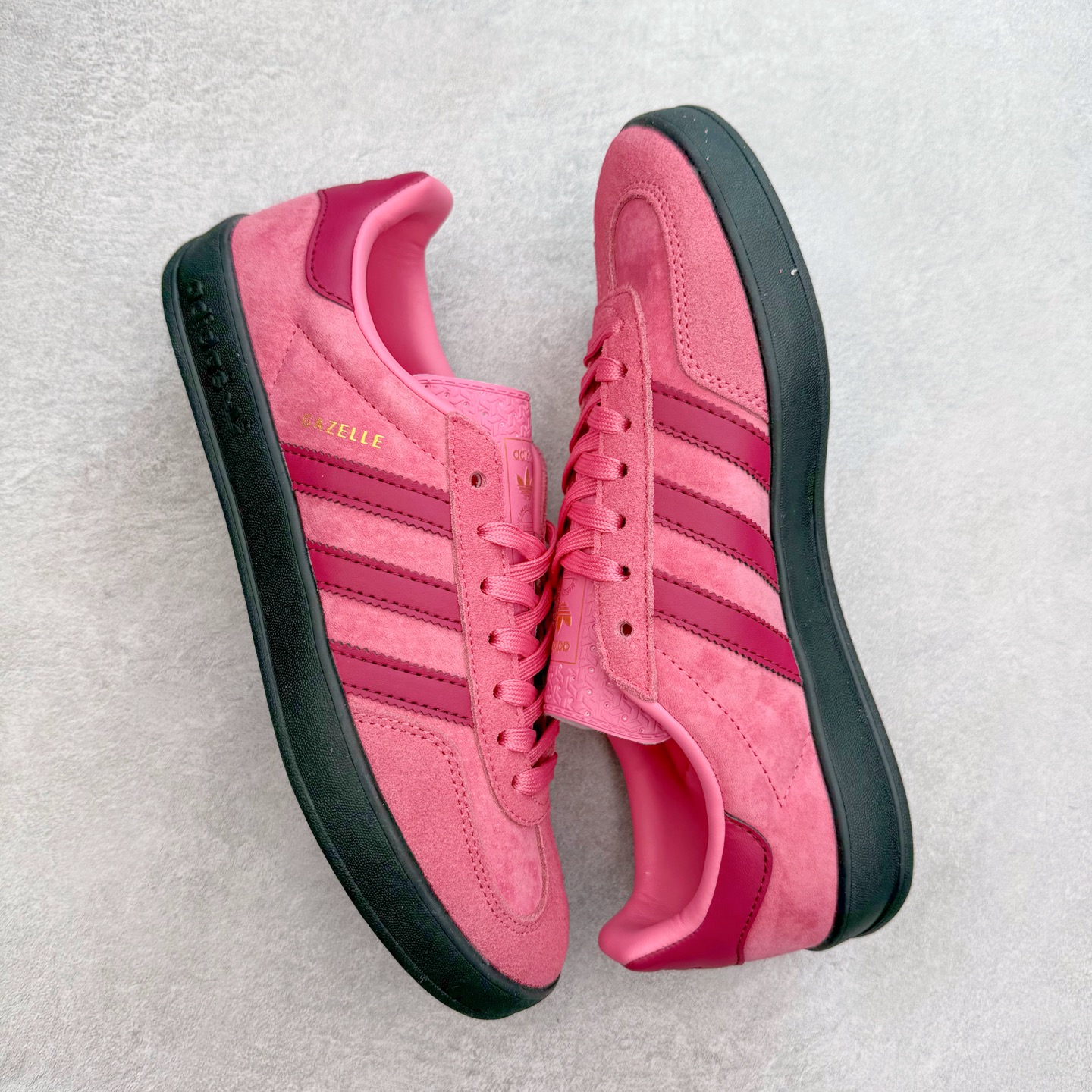图片[3]-AD Gazelle Indoor Trainers 羚羊内训系列低帮复古百搭休闲运动德训风板鞋 JI2585 90年代经典的复刻版！自60年代以足球训练鞋面世以来,Gazelle就以其经典设计席卷全球。1991年版本的复刻,再造经典Gazelle。采用皮革打造,搭配浊色细节,让这款经典更加简约。尺码：36 36⅔ 37⅓ 38 38⅔ 39⅓ 40 40⅔ 41⅓ 42 42⅔ 43⅓ 44⅓ 44⅔ 45-选品中心