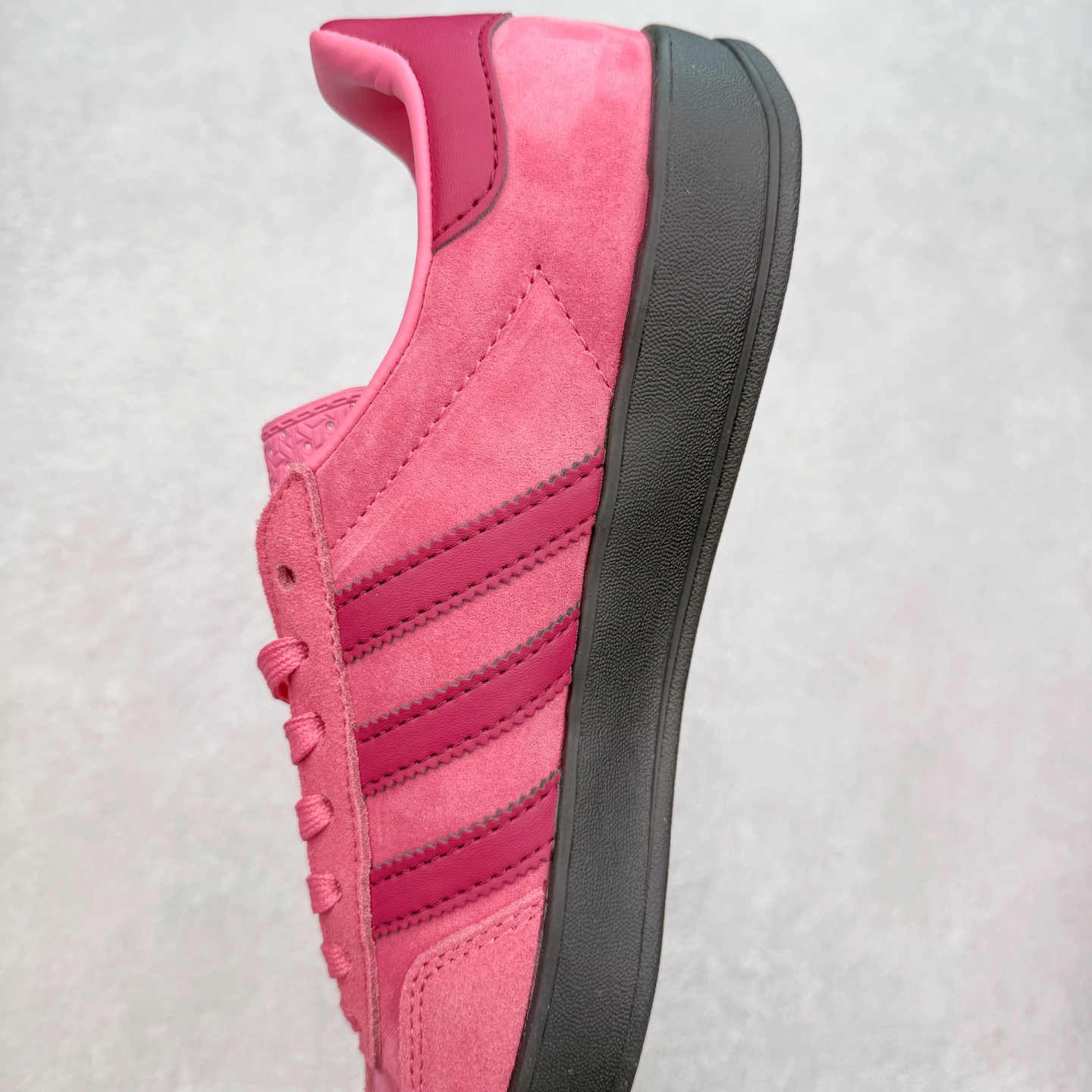 图片[7]-AD Gazelle Indoor Trainers 羚羊内训系列低帮复古百搭休闲运动德训风板鞋 JI2585 90年代经典的复刻版！自60年代以足球训练鞋面世以来,Gazelle就以其经典设计席卷全球。1991年版本的复刻,再造经典Gazelle。采用皮革打造,搭配浊色细节,让这款经典更加简约。尺码：36 36⅔ 37⅓ 38 38⅔ 39⅓ 40 40⅔ 41⅓ 42 42⅔ 43⅓ 44⅓ 44⅔ 45-选品中心