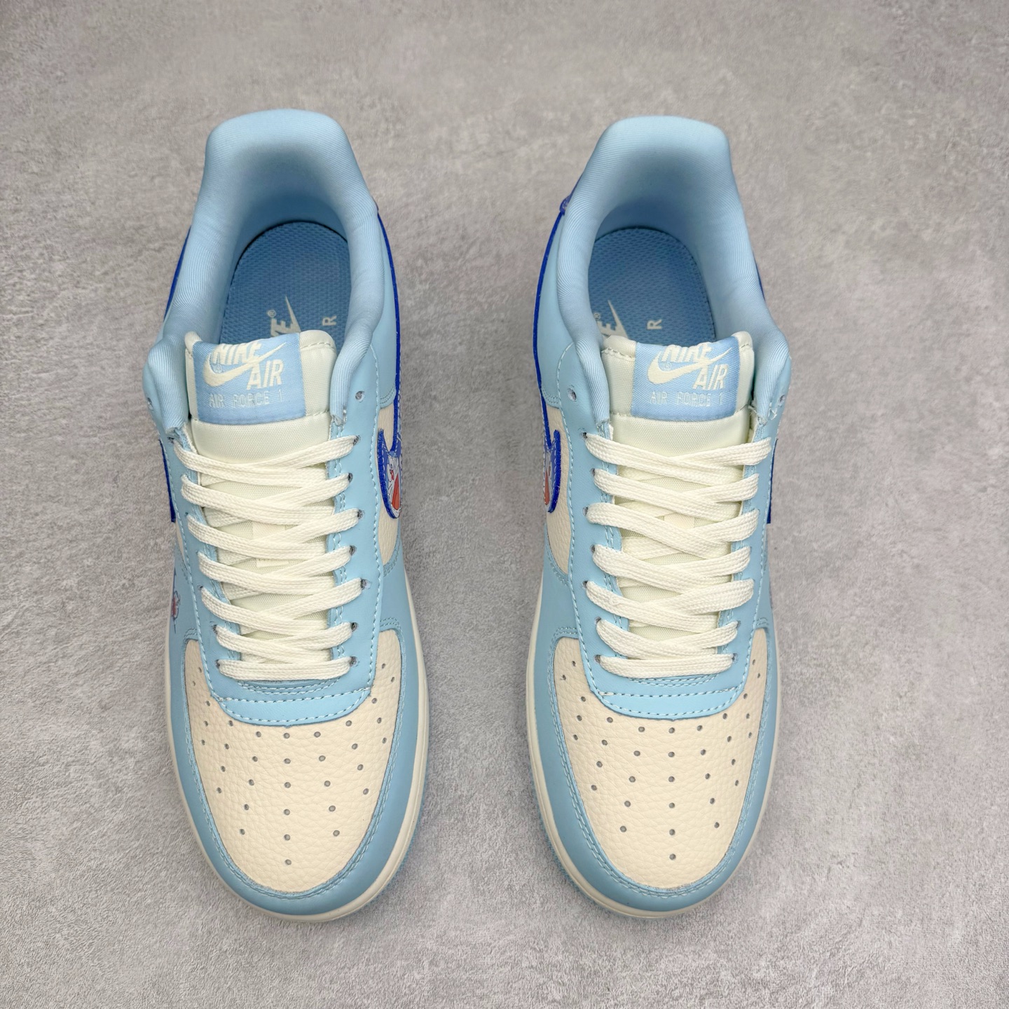 图片[2]-NK Air Force 1´07 Low 空军一号低帮百搭休闲运动板鞋 DF0188-059 柔软、弹性十足的缓震性能和出色的中底设计 横跨复古与现代的外型结合 造就出风靡全球 三十多年的Force 1 直到今天还深受青睐 实拍调校N版已经零色差零失真 百分百还原实物色彩所见即所得 不存在货不对板色差等低级问题 选购参考实物拍摄 不混卖不参货 只用心做好货严格选品 承诺混一赔十 尺码：36 36.5 37.5 38 38.5 39 40 40.5 41 42 42.5 43 44 44.5 45-选品中心