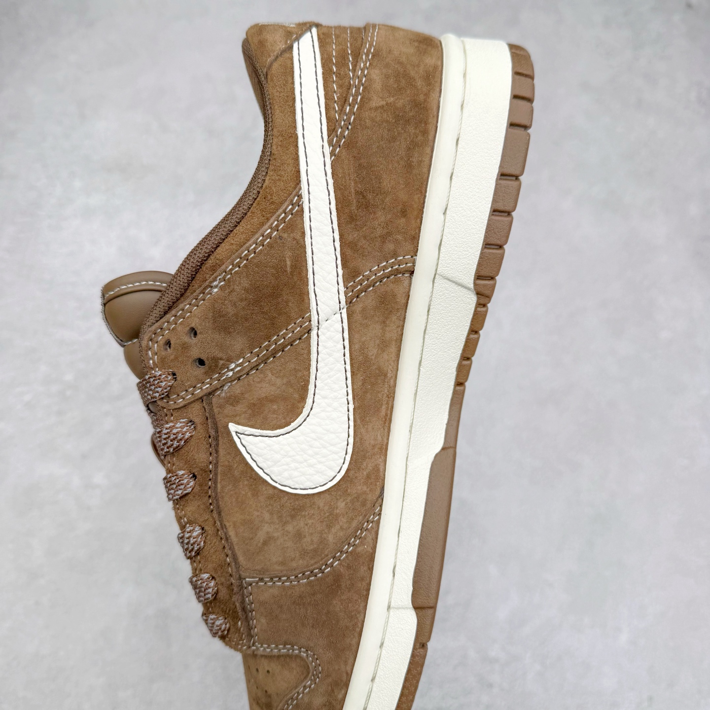 图片[7]-＃福利特价 NK Dunk Low 定制配色 大厂出品 极力推荐 原装头层材料 独家版型蒸餾加工帶來的是更好的视觉和脚感体验大厂纯原品质出货 清洁度 电绣工艺 皮料切割干净无任何毛边 细节完美 实拍调校N版已经零色差零失真 百分百还原实物色彩所见即所得 不存在货不对板色差等低级问题 选购参考实物拍摄 不混卖不参货 只用心做好货严格选品 承诺混一赔十 尺码：36 36.5 37.5 38 38.5 39 40 40.5 41 42 42.5 43 44 44.5 45-选品中心