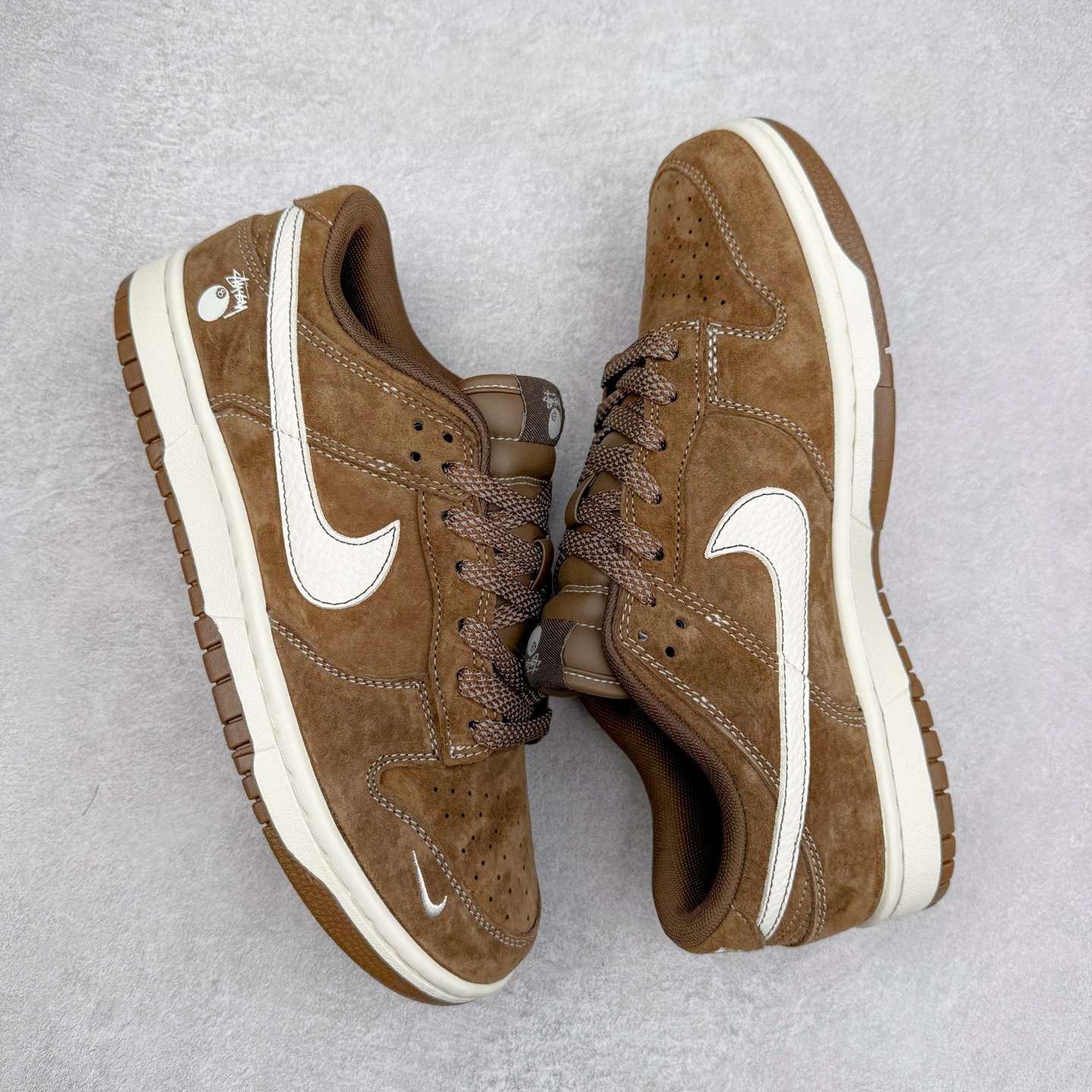 图片[3]-＃福利特价 NK Dunk Low 定制配色 大厂出品 极力推荐 原装头层材料 独家版型蒸餾加工帶來的是更好的视觉和脚感体验大厂纯原品质出货 清洁度 电绣工艺 皮料切割干净无任何毛边 细节完美 实拍调校N版已经零色差零失真 百分百还原实物色彩所见即所得 不存在货不对板色差等低级问题 选购参考实物拍摄 不混卖不参货 只用心做好货严格选品 承诺混一赔十 尺码：36 36.5 37.5 38 38.5 39 40 40.5 41 42 42.5 43 44 44.5 45-选品中心