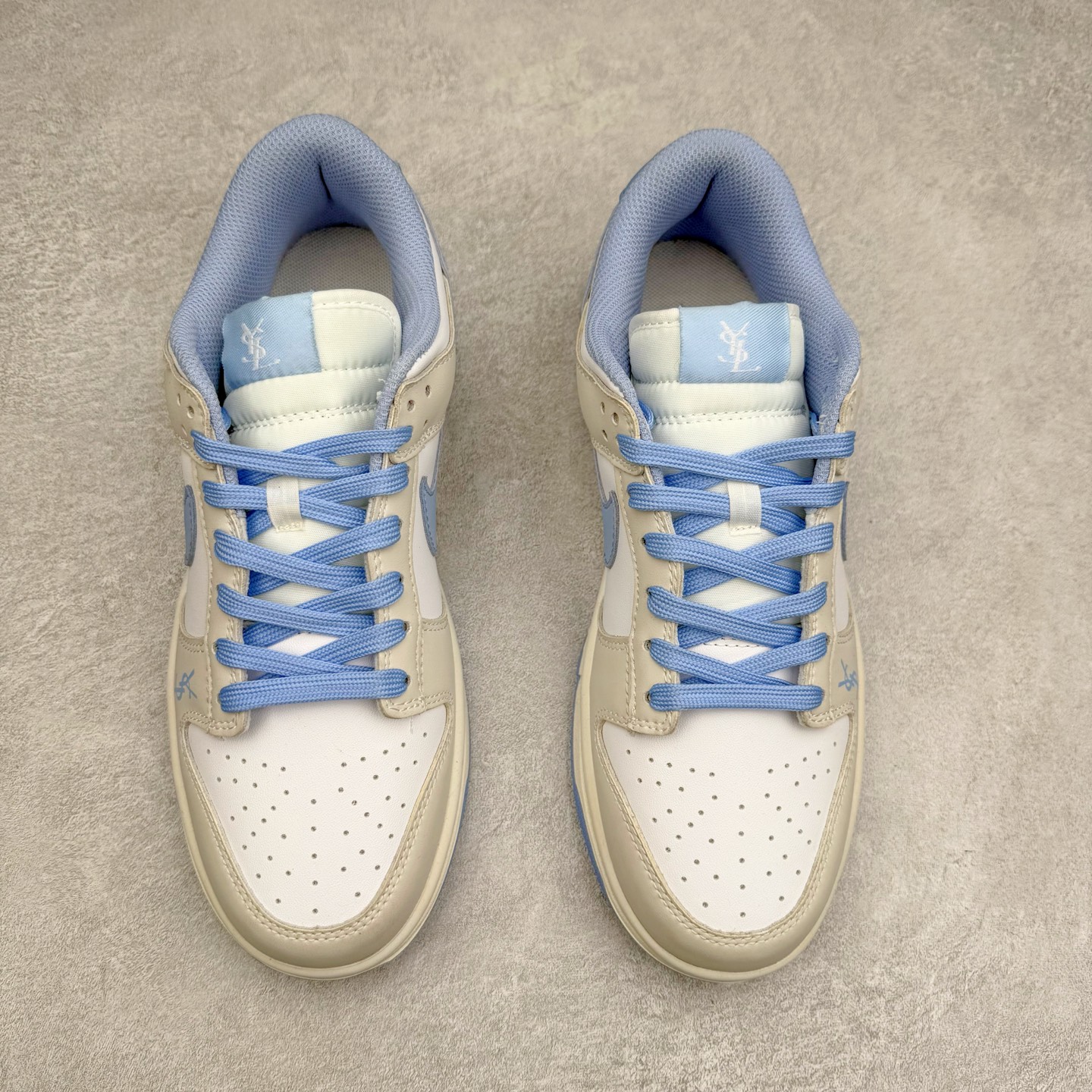 图片[2]-＃福利特价 NK Dunk Low 定制配色 大厂出品 极力推荐 原装头层材料 独家版型蒸餾加工帶來的是更好的视觉和脚感体验大厂纯原品质出货 清洁度 电绣工艺 皮料切割干净无任何毛边 细节完美 实拍调校N版已经零色差零失真 百分百还原实物色彩所见即所得 不存在货不对板色差等低级问题 选购参考实物拍摄 不混卖不参货 只用心做好货严格选品 承诺混一赔十 尺码：36 36.5 37.5 38 38.5 39 40 40.5 41 42 42.5 43 44 44.5 45-选品中心