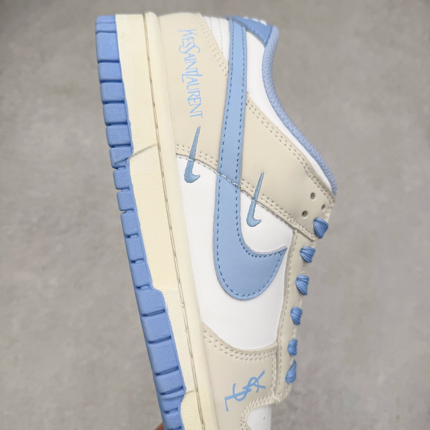 图片[6]-＃福利特价 NK Dunk Low 定制配色 大厂出品 极力推荐 原装头层材料 独家版型蒸餾加工帶來的是更好的视觉和脚感体验大厂纯原品质出货 清洁度 电绣工艺 皮料切割干净无任何毛边 细节完美 实拍调校N版已经零色差零失真 百分百还原实物色彩所见即所得 不存在货不对板色差等低级问题 选购参考实物拍摄 不混卖不参货 只用心做好货严格选品 承诺混一赔十 尺码：36 36.5 37.5 38 38.5 39 40 40.5 41 42 42.5 43 44 44.5 45-选品中心