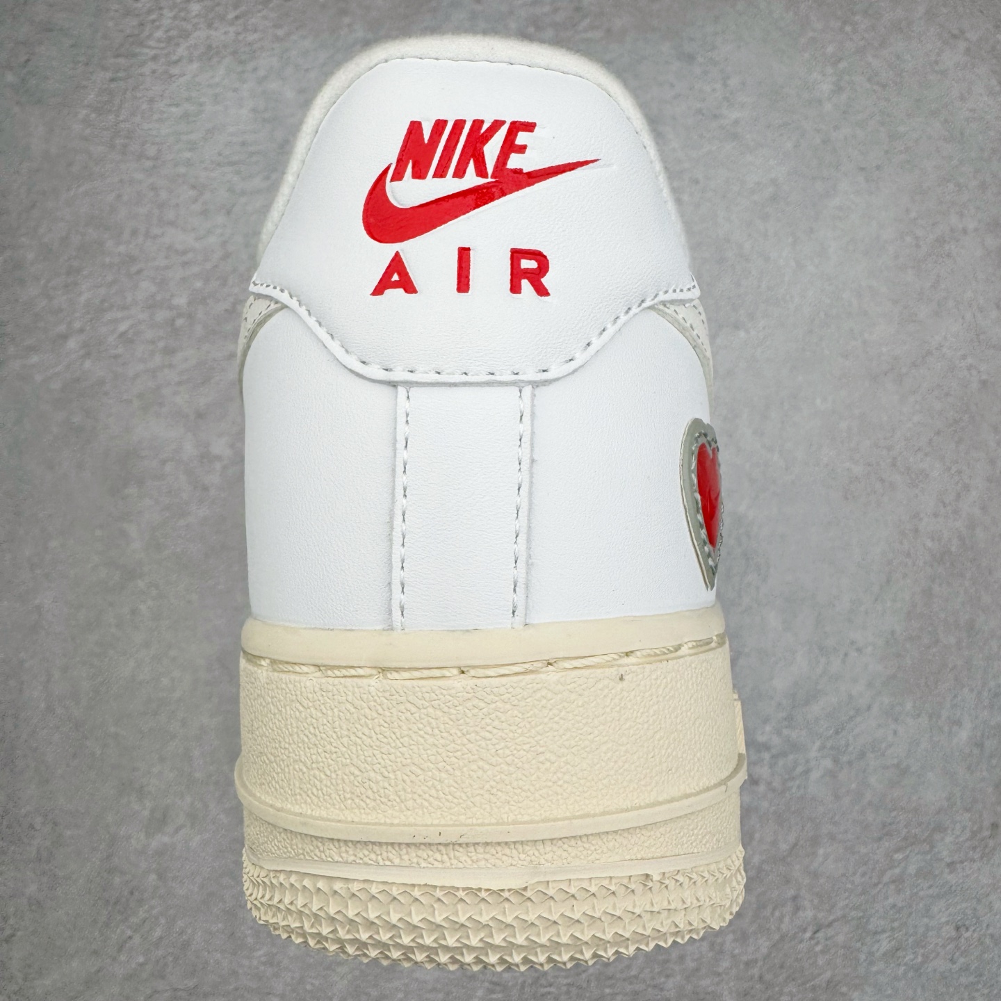 ＃福利特价‼️
NK Air Force 1´07 Low 空军一号低帮百搭休闲运动板鞋 DD7717-