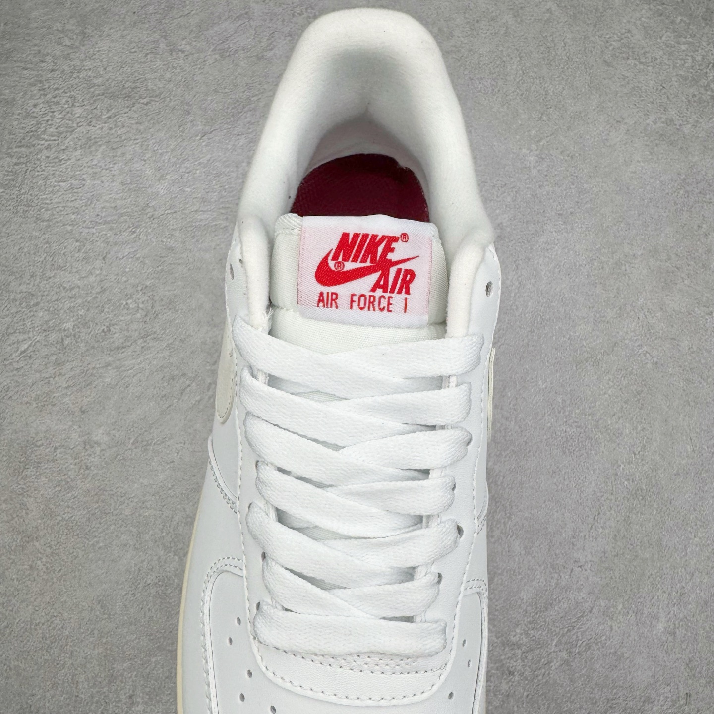 ＃福利特价‼️
NK Air Force 1´07 Low 空军一号低帮百搭休闲运动板鞋 DD7717-