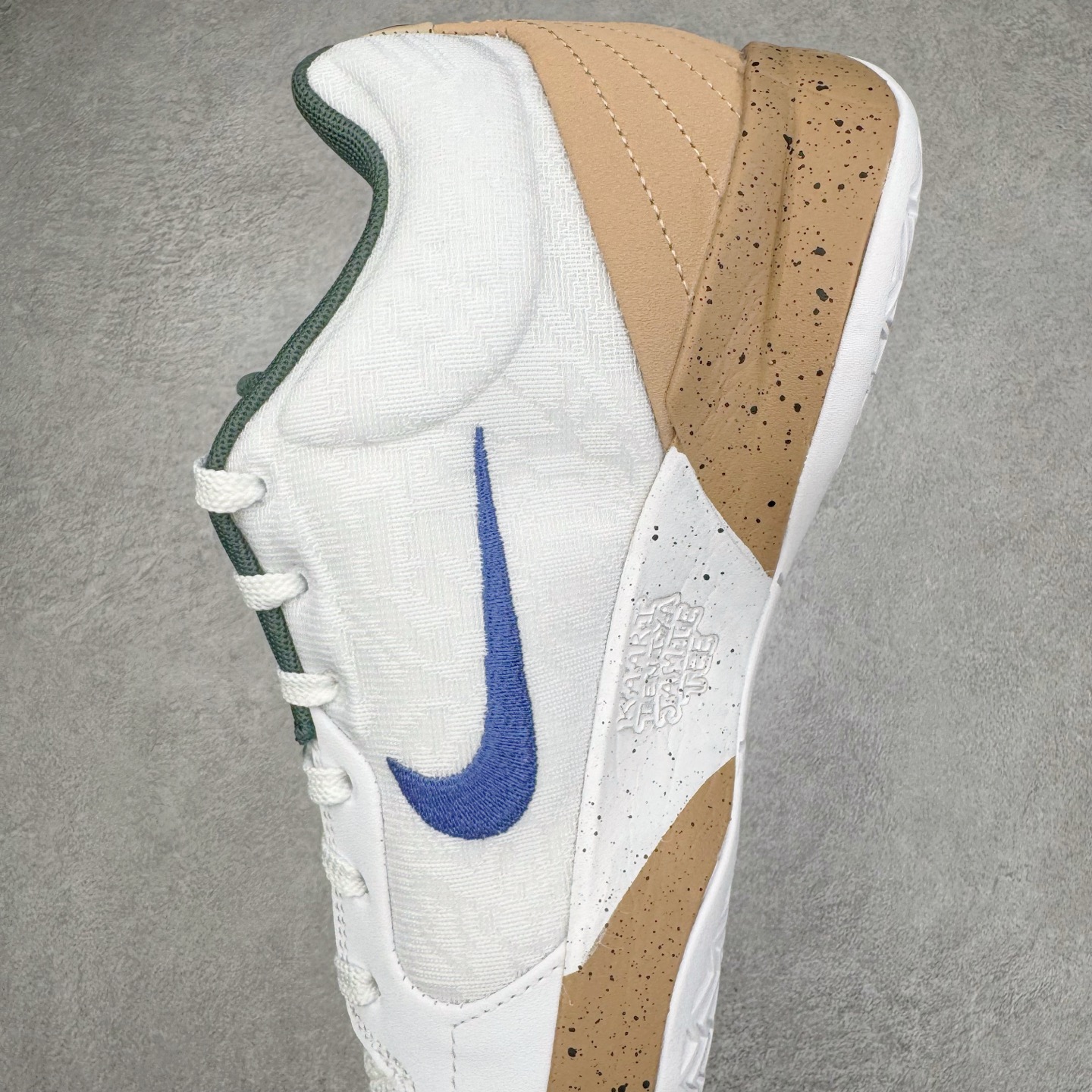 图片[7]-＃灭世/Max NK Ja 2 EP 莫兰特二代低帮篮球鞋 白蓝 FD7328-101 2024『压轴』后卫实战旗舰 圣枪腰王 重磅革新登场🌪 🔝历时5个月！全力打造 科比➕欧文系列 综合体 ！Pt实战体验天花板上限 再度提高🔝 ✅【顶配缓震】独家革新搭载 前掌5mm TURBO气垫 兼具贴地与缓震！（正品仅长方形小气垫）➕后掌大马蹄14mm厚 气垫 提高后掌缓震极限 （正品后掌无气垫） ✅【顶级抗扭】 搭载硬度65HC 发泡中底框架 ➕高强度中足抗扭片 革新升级 赛事级抗扭水平！独此一家 ✅【顶级支撑】鞋身侧向包裹 双层补强层 200斤以上选手 也可驾驭（正品仅一层）对比市场货品偷工减料 不可同日而语！ ✅气垫气压上脚即可感受！后掌鞋垫掀开可见气垫轮廓（谨防窜货） 鞋底止滑配方 无需磨合 原地起飞🛫 NK年度后卫旗舰 独家革新升级 『口碑源自专业 实力来源于专注』 真灭世纯原 切勿被市场仿冒吊牌挂羊头卖狗肉 尺码：39-46 正码正拍-选品中心