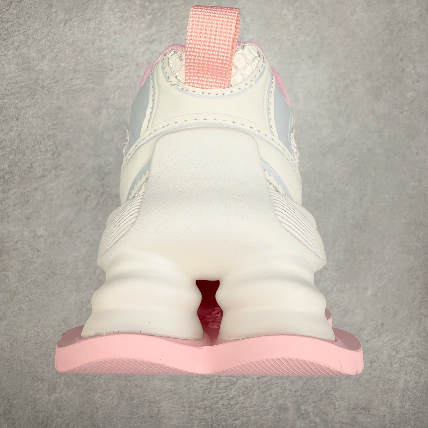 图片[8]-GG-CC 林允同款 5CM厚底增高 星河粒子 银白色 银角大王 月牙底绑带镂空老爹鞋 春日踏青舒适度和少女感GGCC 德训鞋界的白月光🌙 银白配色好温柔 镂空鞋面/侧边绑带/三层组合月牙底 柔软有弹性的月牙底和增加舒适度显腿长的5cm内增高 长时间走路和站立都不累脚舒适度和少女感 尺码：35 36 37 38 39 40-选品中心