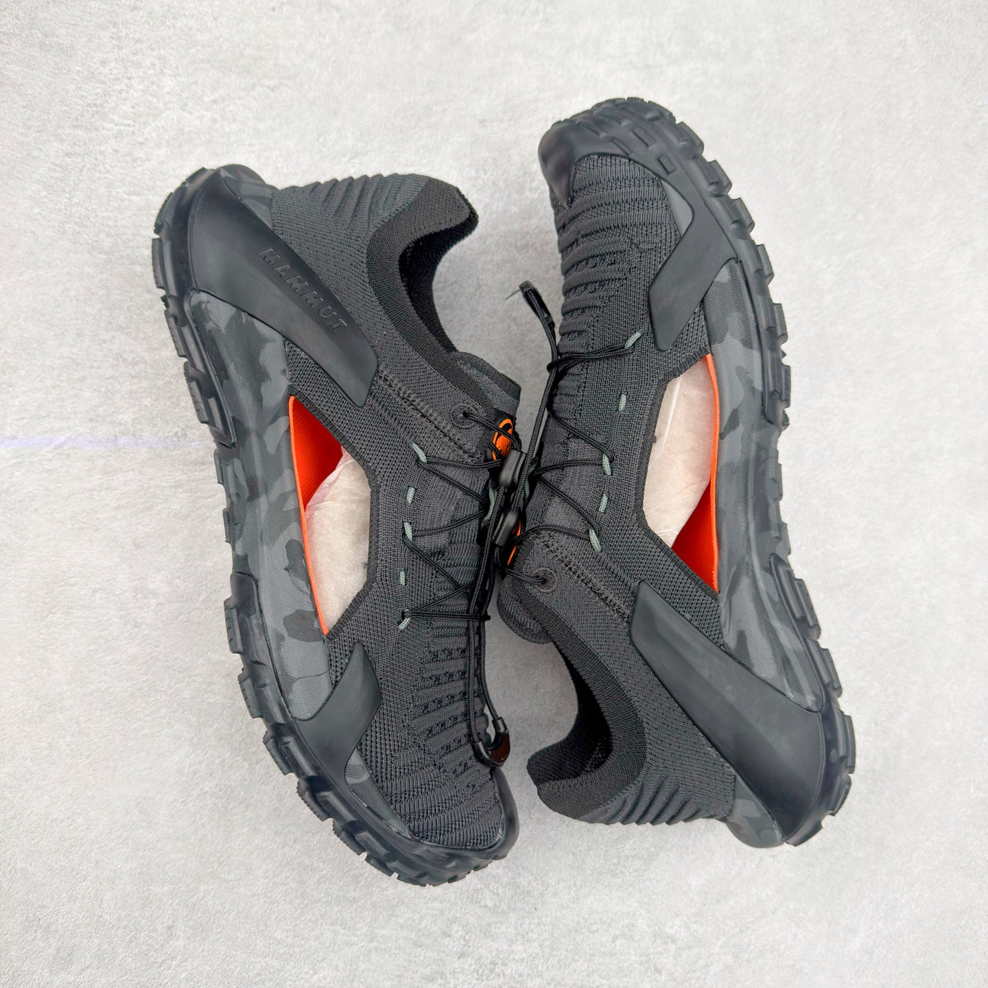 图片[3]-MAMMUT猛犸象 Hueco Knit 2 登山靴多功能鞋履 独立私模 顶级复刻百分百还原# 应用BASE FIT 2.0专利技术 拥有优越的抓地力、护趾力和运动缓冲功能 可折叠鞋跟 透气针织鞋面 适合春夏与初秋季节的设计 即刻\\\”履\\\”行出发 尺码：36 36.5 37.5 38 38.5 39 40 40.5 41 42 42.5 43 44 44.5 45 46-选品中心