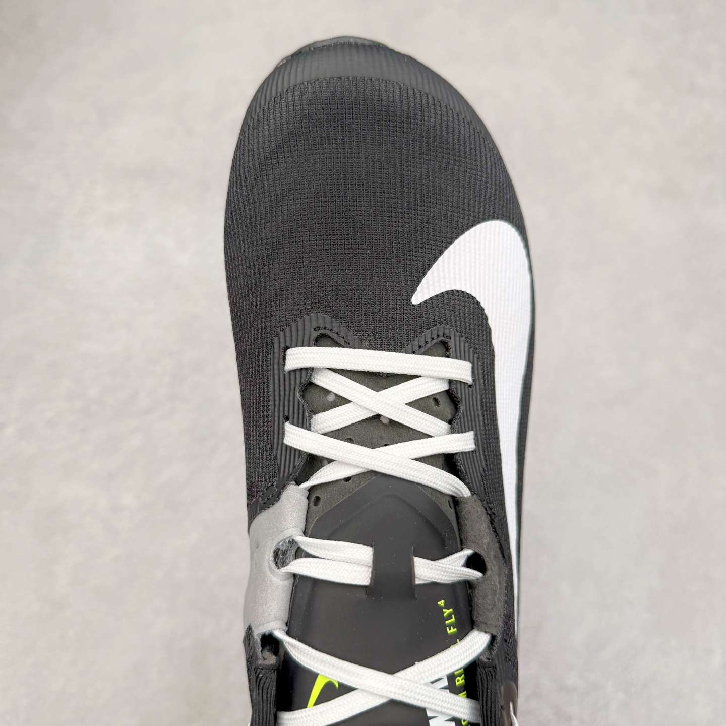 图片[4]-NK AIR Zoom RIVALFLY FK4代系列轻量飞织低帮休闲运动慢跑鞋 整体设计采用流线型的轻质工程网眼材质构成鞋面 并与其他 Running 旗舰鞋款同样搭载全脚掌 ZoomX 缓冲中底 搭配 Pebax 物料与橡胶外底 ZoomX StreakFly 首发配色以Prototype呈现 其灵感是来自开发期间的磨损测试 透过编号的标记与内侧的预期跑步距离突出研发过程 货号：FV6040-001 尺码：36 36.5 37.5 38 38.5 39 40 40.5 41 42 42.5 43 44 44.5 45-选品中心