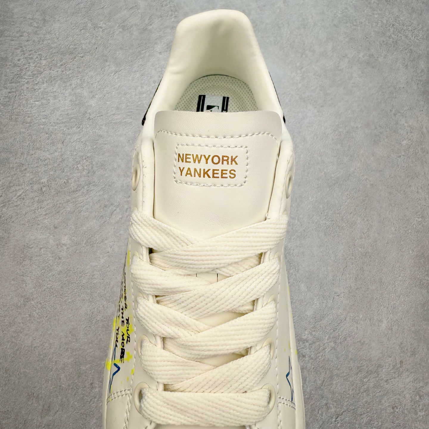 图片[5]-MLB Chunky Liner Basic 复古印花学长鞋系列低帮轻量增高厚底百搭休闲运动慢跑鞋板鞋 定制配色 Korea韩国联名NY美国榄球纽约洋基队限定 韩国代购专供 全套原楦原纸板原厂数据开发 正确中底拉帮中底网布细节 平台代购专供 左脚内置芯片 韩国代购吊牌标贴 独家一比一RB+MD组合大底 高频后跟小人Logo精准对位立体饱满 正确网布加超迁鞋面 转印中底走线紧密 转印Logo工艺表层防刮不掉色 尺码：35 36 36.5 37.5 38 38.5 39 40 40.5 41 42 42.5 43 44 45-选品中心