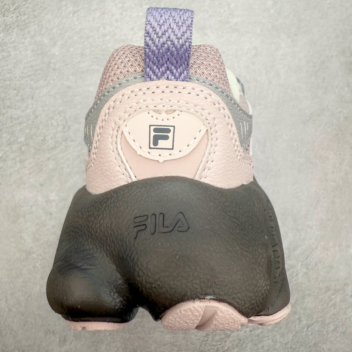 图片[8]-＃DT FILA Fern2 SO 斐乐摩登系列蕨草鞋运动潮流个性舒适柔软设计感 减震耐磨低帮生活休闲鞋 FUSION 系列传承了 FILA 的百年基因，融入年轻运动及潮流文化，成为引领变革、创新突破的一代。以“1+N” 的跨界合作模式重现经典的同时创造经典。带来最出其不意的跨界合作惊喜。同时，FILAFUSION把FILA 的 DNA 融入到定制体验里，你可以随心制造厲于你的产品。FILA FUSION 的鞋家族涵盖了老爹鞋、跑步鞋、网球鞋、季节款。风格复古新潮，满足了时尚人士出行及各类运动的搭配需求，成为当下年轻人筷拥的鞋类品牌之一。FILA FUSION 走进年轻人的世界，通过年轻人运动，街舞，滑板，篮球，展现 FILA FUSION 的潮流态度和年轻文化。FILA FUSION 认为末来属于引领变革、创新突破的年轻一代，让我们一起构成 FILA 未来的蓝图吧！尺码：35.5 36 36.5 37.5 38 38.5 39 40 40.5 41 42 42.5 43 44 44.5 45-选品中心