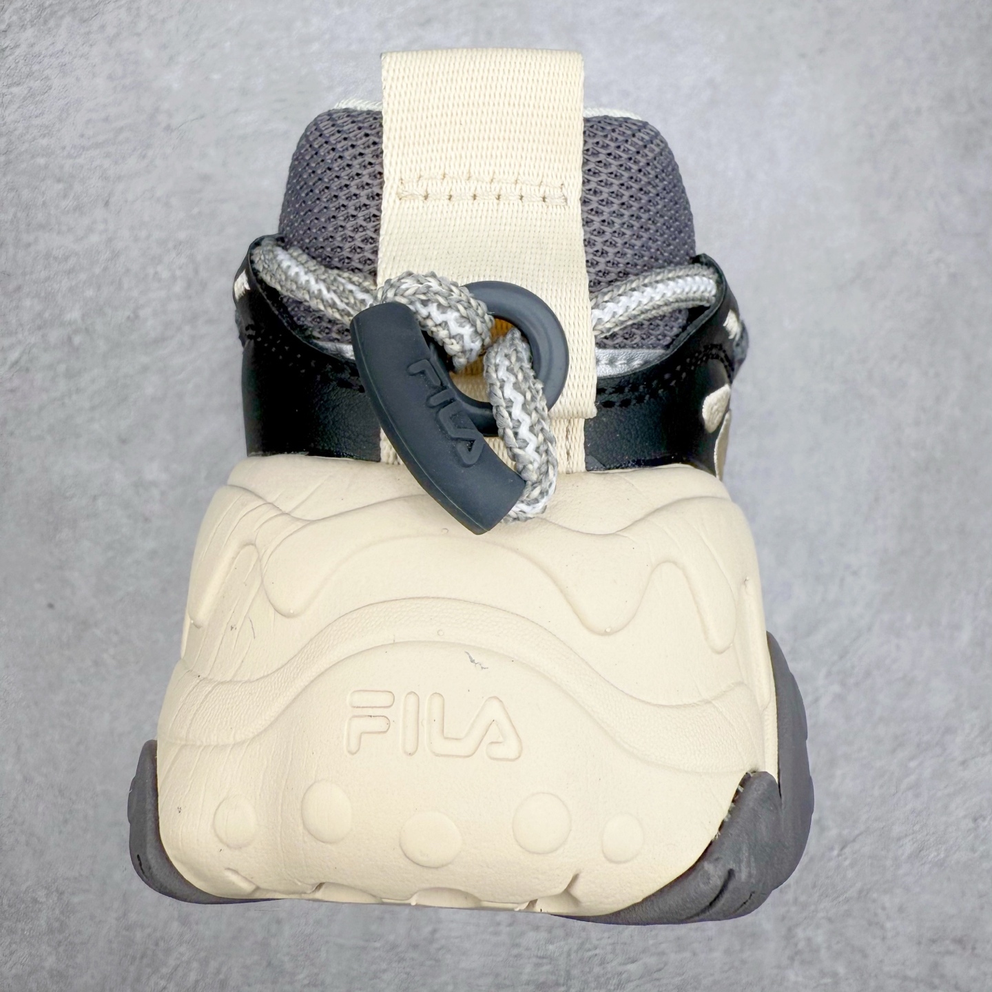 图片[8]-＃DT FILA FLUID 5 斐乐猫爪五代百搭低帮复古老爹风潮流休闲运动慢跑鞋 自老爹鞋开始流行于街头 FILA 陆续带回了一些老鞋 同时推出了诸多新鞋型 此番 FILA 为旗下 Ravagement 新增几款配色 将丰富的色彩组合起来 并搭配上繁复的鞋面结构 重新演绎了这双山系老爹鞋 尺码：35 36 36.5 37.5 38 38.5 39 40 40.5 41 42 42.5 43 44 44.5 45-选品中心