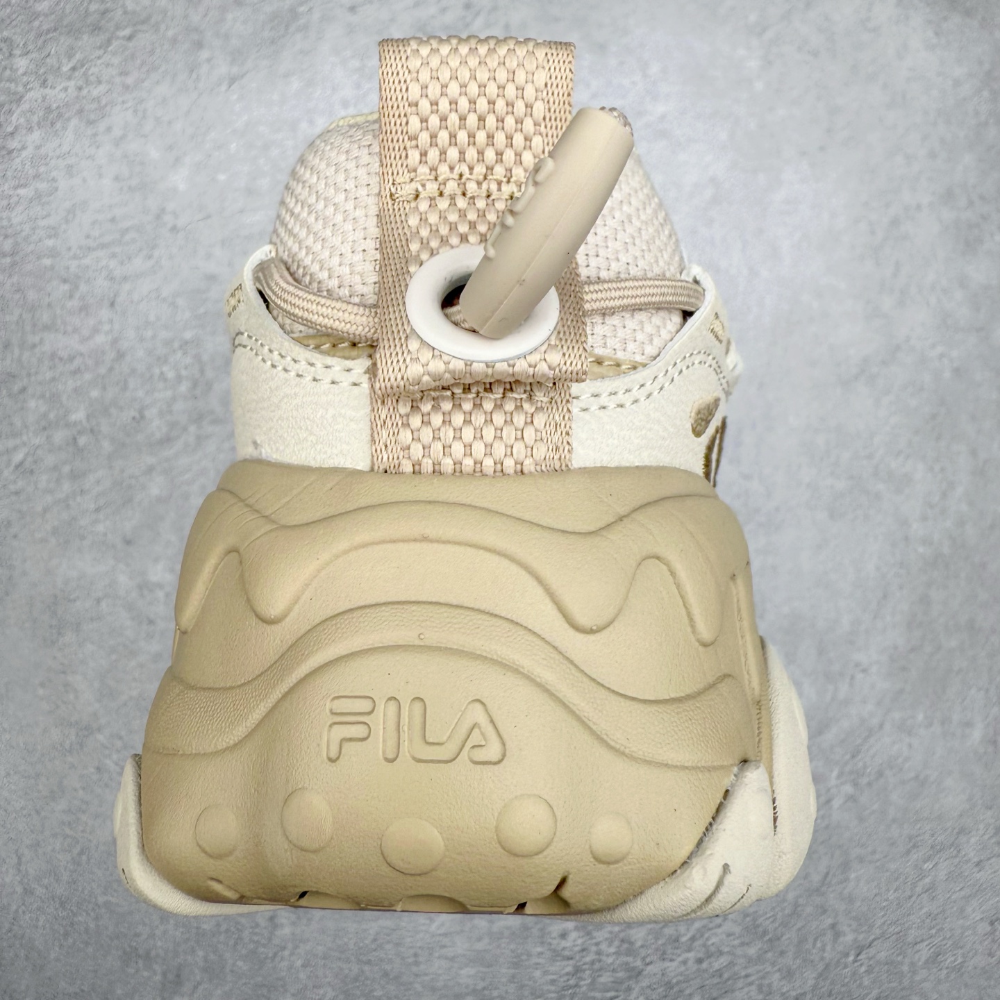 图片[8]-＃DT FILA FLUID 5 斐乐猫爪五代百搭低帮复古老爹风潮流休闲运动慢跑鞋 自老爹鞋开始流行于街头 FILA 陆续带回了一些老鞋 同时推出了诸多新鞋型 此番 FILA 为旗下 Ravagement 新增几款配色 将丰富的色彩组合起来 并搭配上繁复的鞋面结构 重新演绎了这双山系老爹鞋 尺码：35 36 36.5 37.5 38 38.5 39 40 40.5 41 42 42.5 43 44 44.5 45-选品中心