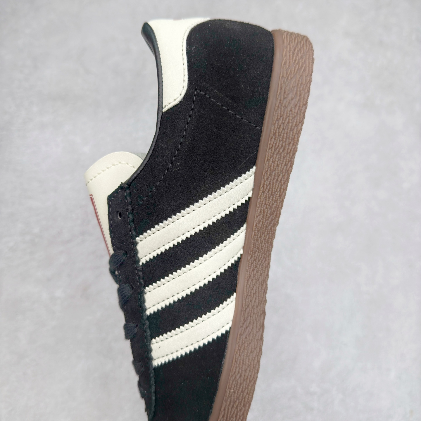 图片[7]-AD Originals Stadt 潮流防滑耐磨低帮板鞋 实拍调校N版已经零色差零失真 百分百还原实物色彩所见即所得 不存在货不对板色差等低级问题 选购参考实物拍摄 不混卖不参货 只用心做好货严格选品 承诺混一赔十 尺码：36 36.5 37.5 38 38.5 39 40 40.5 41 42 42.5 43 44 44.5 45-选品中心