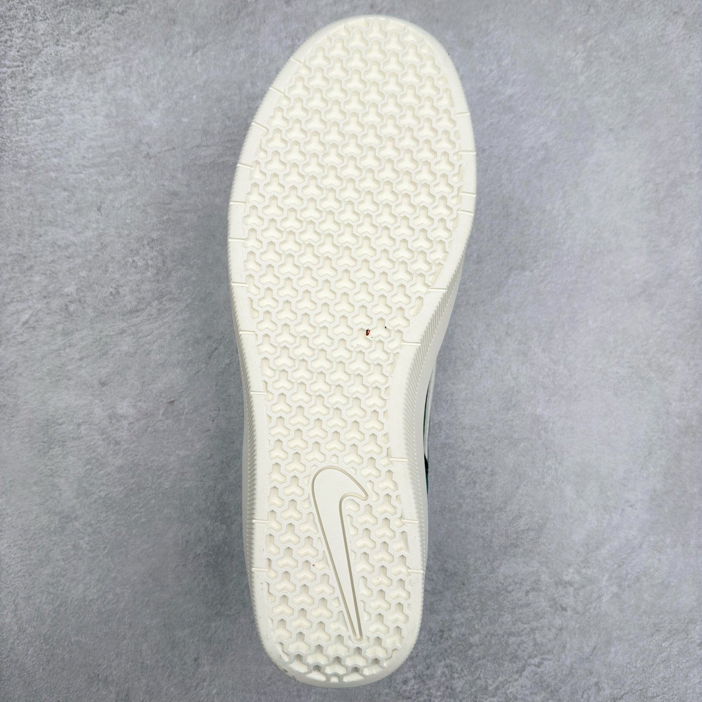 图片[9]-NK SB Force 58 空军58系列低帮休闲运动滑板板鞋 DV5477-301 鞋面由帆布和麂皮拼接 层次感丰富 搭配硫化外底 耐磨耐穿 鞋舌及中底后跟处饰有SB Logo 表明鞋款身份 采用包边设计 经久耐穿 硫化结构则有效提升灵活性 穿上这款全新推出的创意力作 助你耀动街头 尺码：36 36.5 37.5 38 38.5 39 40 40.5 41 42 42.5 43 44 45-选品中心