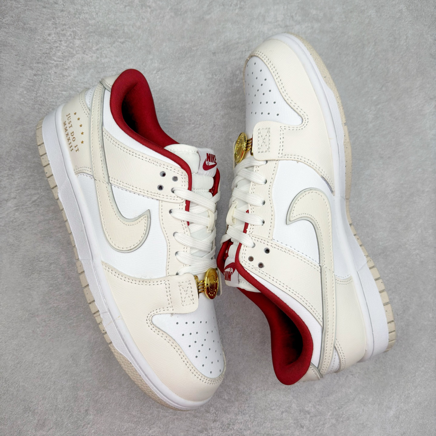 图片[3]-＃纯原特价福利 NK SB Dunk Low 系列 注意价格再次下调 之前3XX的东西 白菜价终极捡漏 全套原楦原模倾力打造完美版型 原厂Sadesa D7 皮料 细纹排气孔完全一致 独家原厂航空铝磨具打磨大底 鞋头坡度极致还原 无解鞋型 原盒原配 圈内天花板工艺 原厂冲刀 超高清洁度 全鞋零毛边皮料切割 采用原厂百宏鞋带以及原厂百宏织唛舌标 内标可供原厂几率过验 原厂中底布点胶 原厂中底布拉帮走线遵循公司 实拍调校N版已经零色差零失真 百分百还原实物色彩所见即所得 不存在货不对板色差等低级问题 选购参考实物拍摄 不混卖不参货 只用心做好货严格选品 承诺混一赔十 尺码：35.5 36 36.5 37.5 38 38.5 39 40 40.5 41 42 42.5 43 44 44.5 45 46-选品中心