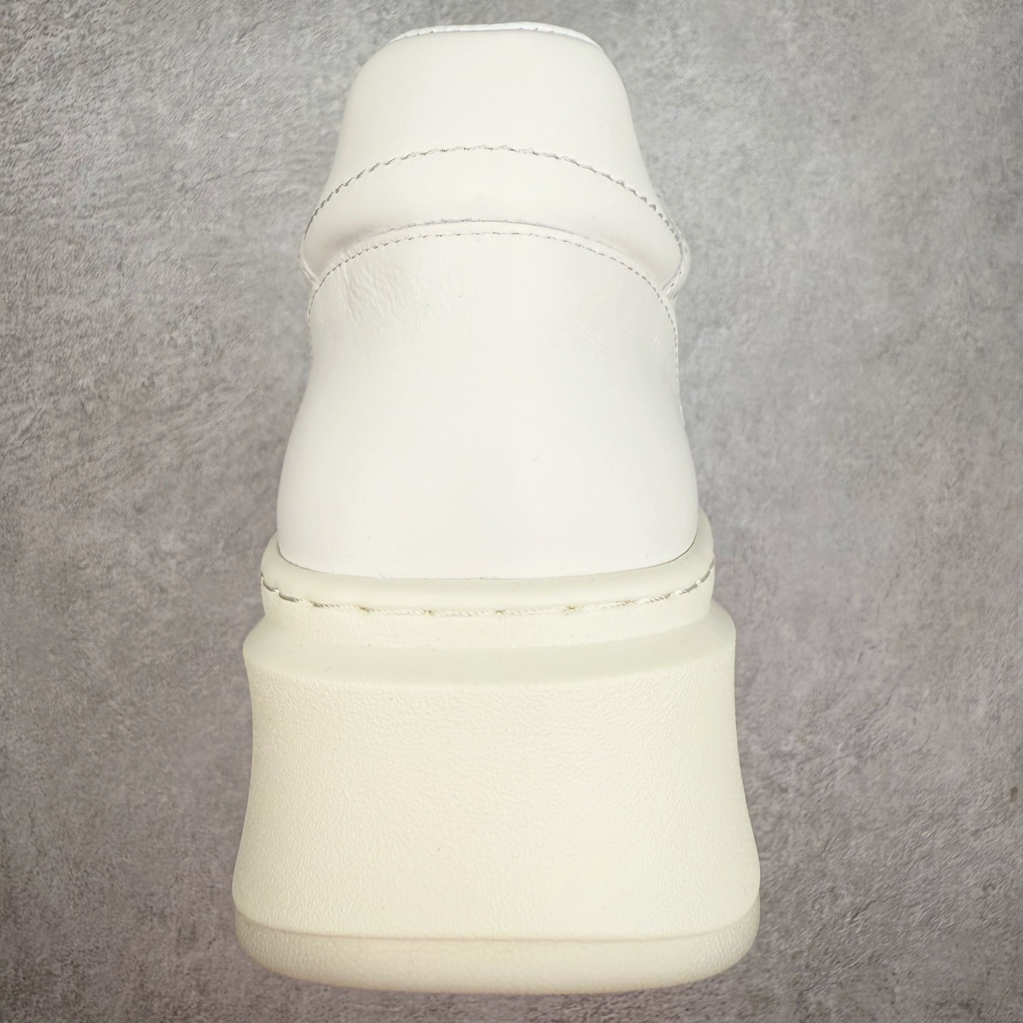 图片[8]-Chanel香奈儿—2025新款 熊猫厚底增高休闲鞋 专柜顶级休闲款运动鞋 这款经典设计；鞋面头层牛皮 多种工艺风格；大底时尚厚底增高，不平凡的拥入了多种配色元素 多元化混搭非常好看百搭，休闲，时尚，运动，户外都能兼顾…… ꫛꫀꪝ Go➫ 材料： ❶鞋面采用： 原版进口牛皮 ❷内里采用： 原版进口透气网 ❸大底根据： 原版TPU组合大底 专柜精品包装全套女 35–39-选品中心