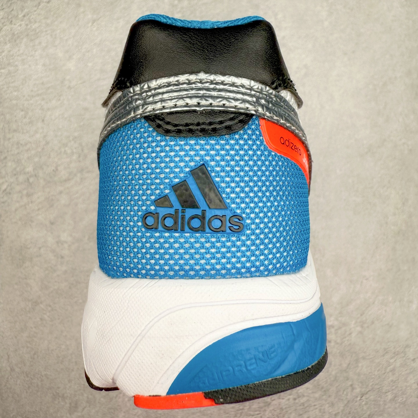 图片[8]-AD Originals Neftenga x WALES BONNER 舒适柔软防滑耐磨低帮生活休闲鞋 经典低帮设计和橡胶外底 采用舒爽尼龙鞋面 革饰面和皮革细节 搭载着 Ecotex 鞋舌 更添质感 EVA 中底设计助你舒适出行 兼具舒适性和结构感 搭载Lightstrike科技 为步伐注入活力 G41401 尺码：36 36.5 37.5 38 38.5 39 40 40.5 41 42 42.5 43 44 44.5 45-选品中心