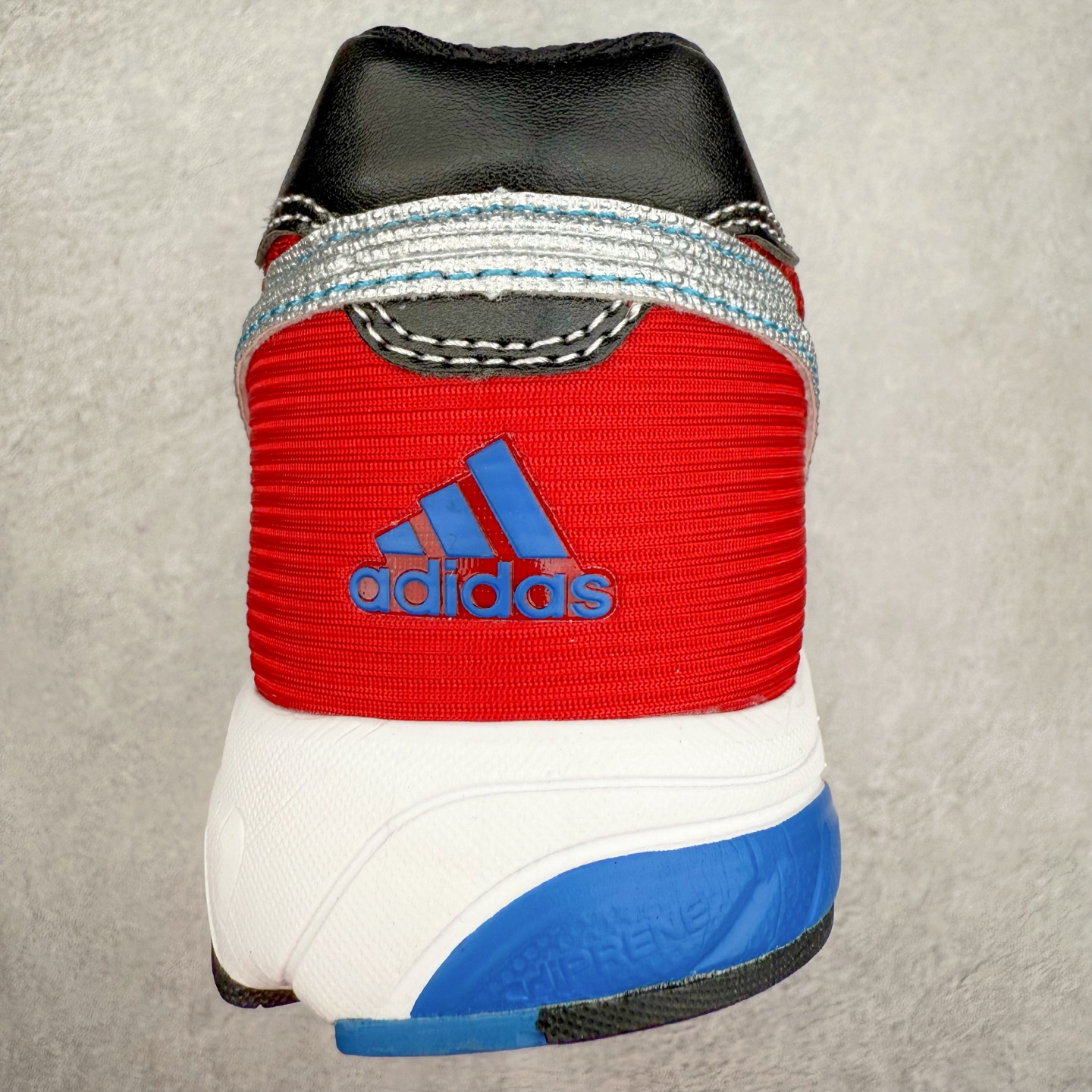 图片[8]-AD Originals Neftenga x WALES BONNER 舒适柔软防滑耐磨低帮生活休闲鞋 经典低帮设计和橡胶外底 采用舒爽尼龙鞋面 革饰面和皮革细节 搭载着 Ecotex 鞋舌 更添质感 EVA 中底设计助你舒适出行 兼具舒适性和结构感 搭载Lightstrike科技 为步伐注入活力 G12988 尺码：36 36.5 37.5 38 38.5 39 40 40.5 41 42 42.5 43 44 44.5 45-选品中心