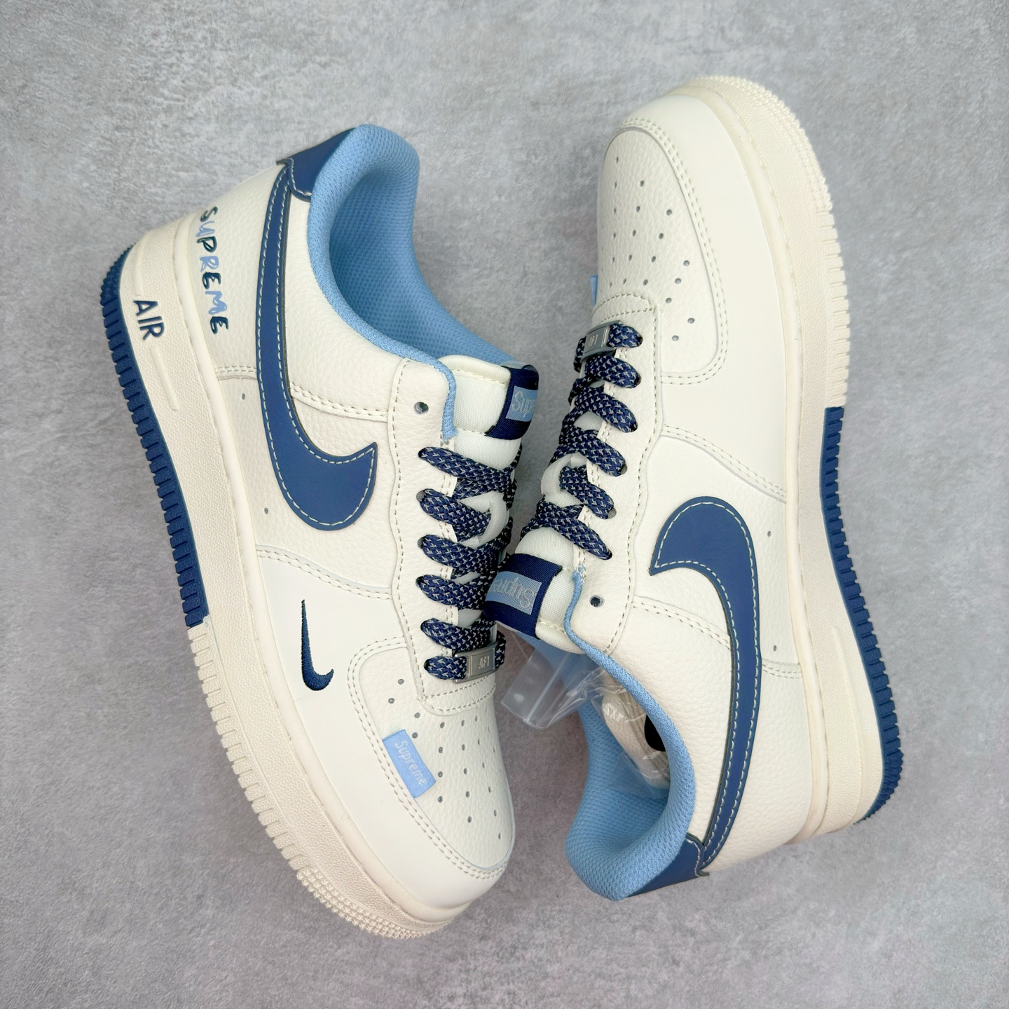 图片[3]-NK Air Force 1´07 Low 空军一号低帮百搭休闲运动板鞋 XS1958-565 柔软、弹性十足的缓震性能和出色的中底设计 横跨复古与现代的外型结合 造就出风靡全球 三十多年的Force 1 直到今天还深受青睐 实拍调校N版已经零色差零失真 百分百还原实物色彩所见即所得 不存在货不对板色差等低级问题 选购参考实物拍摄 不混卖不参货 只用心做好货严格选品 承诺混一赔十 尺码：36 36.5 37.5 38 38.5 39 40 40.5 41 42 42.5 43 44 44.5 45-选品中心