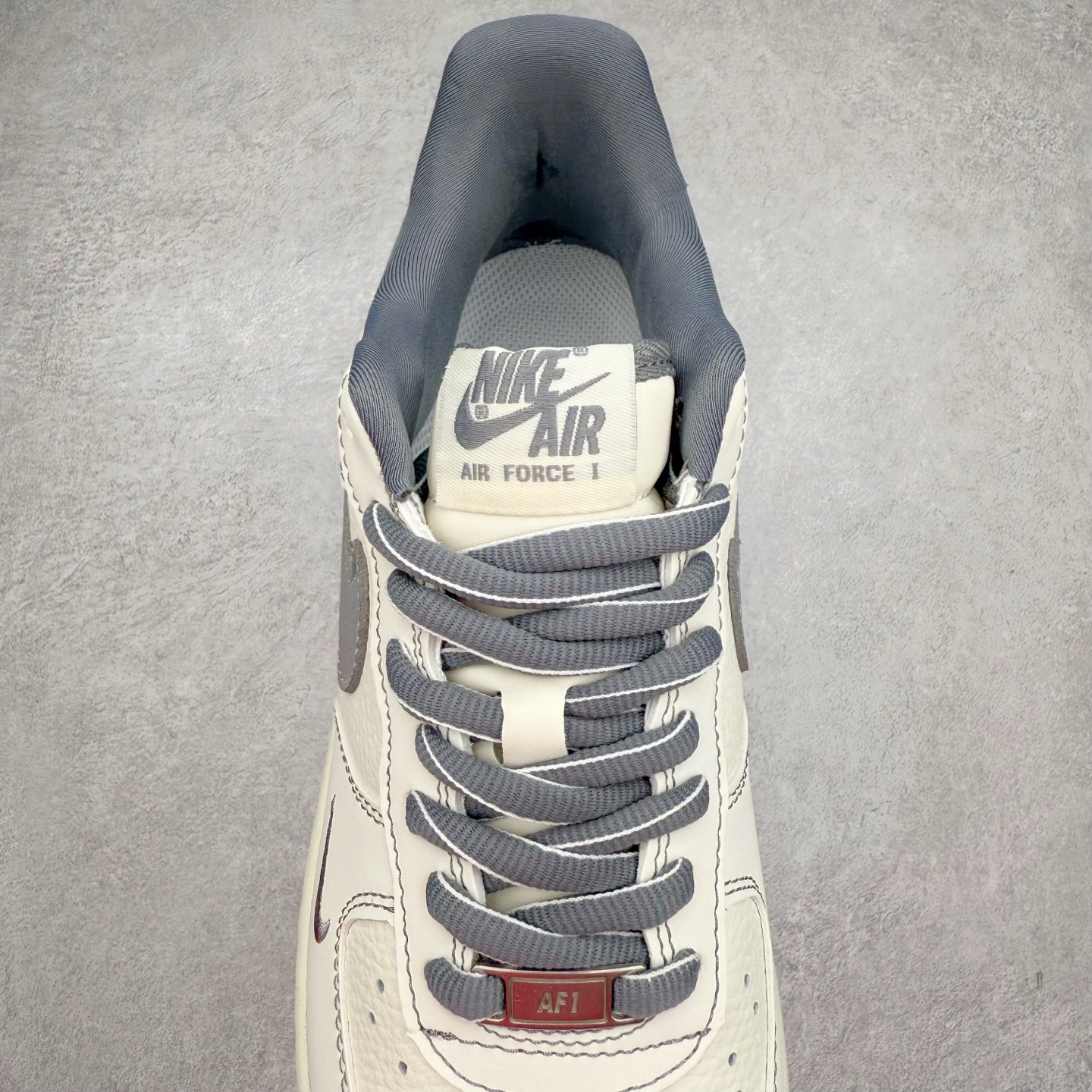 图片[5]-NK Air Force 1´07 Low 空军一号低帮百搭休闲运动板鞋 SC9207-534 柔软、弹性十足的缓震性能和出色的中底设计 横跨复古与现代的外型结合 造就出风靡全球 三十多年的Force 1 直到今天还深受青睐 实拍调校N版已经零色差零失真 百分百还原实物色彩所见即所得 不存在货不对板色差等低级问题 选购参考实物拍摄 不混卖不参货 只用心做好货严格选品 承诺混一赔十 尺码：36 36.5 37.5 38 38.5 39 40 40.5 41 42 42.5 43 44 44.5 45-选品中心