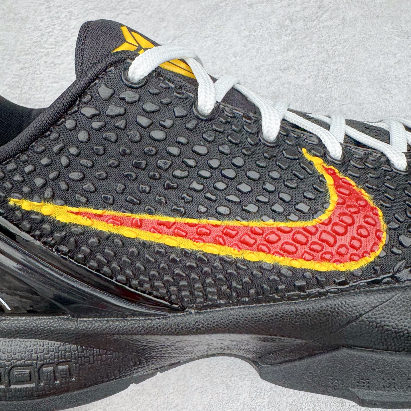 图片[17]-＃纯原 NK Zoom Kobe 6 Protro 科比六代 PE2025-103 圈内顶级批次 完美复刻公司货 前掌超大Zoom Turbo气垫 后掌EVA缓震 真正的原汁原味 还原ZP脚感 全身鞋材卡料色独家定制 唯一正确喷漆工艺Swoosh 正确凹凸蛇鳞工艺 正确鞋面渐变效果 内全置真动飞态线 独立原厂模具 最大尺码达到48.5码 首批不拼图大几率过验 亲测已过 支持各种高强度实战 无需担心 上脚价 补货周期极长 脚宽建议买大半码 科比系列前掌偏窄 不影响二次销售 支持七天无理由退换 尺码：41 42 42.5 43 44 44.5 45 45.5 46 47.5-选品中心