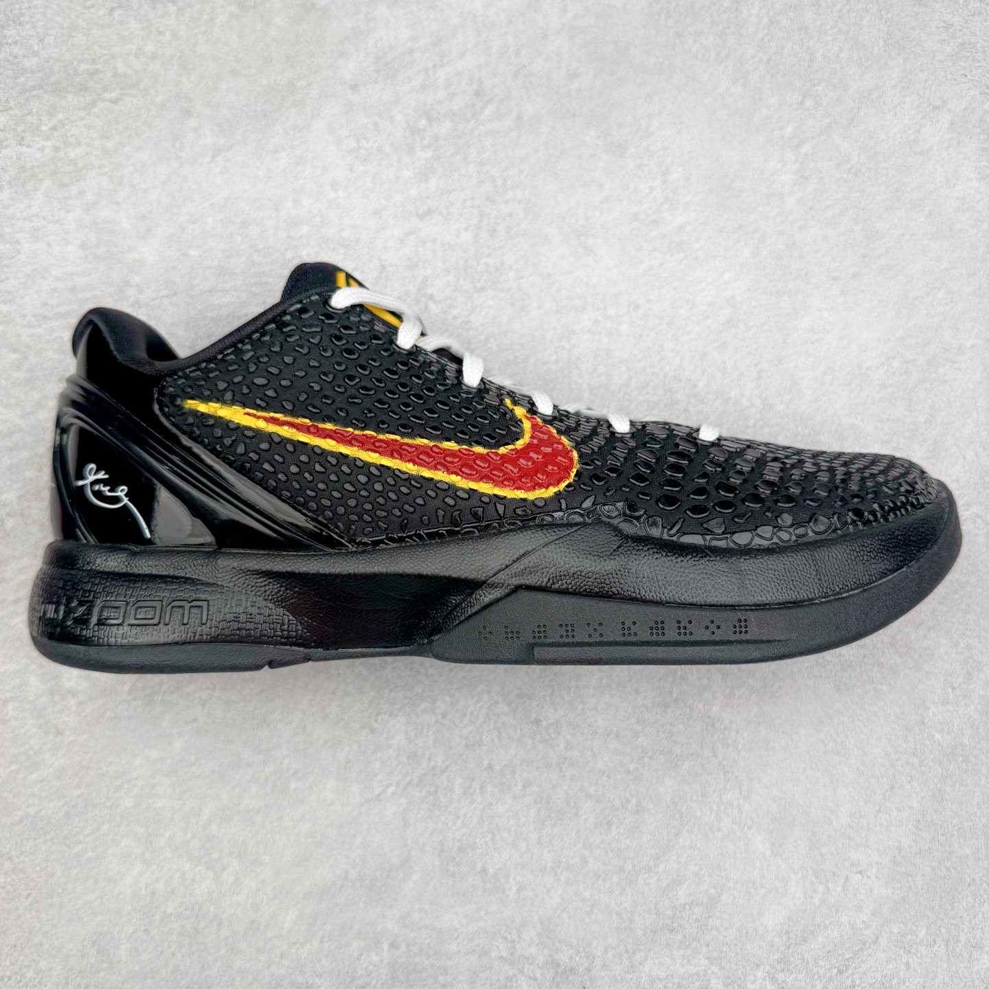 ＃纯原 NK Zoom Kobe 6 Protro 科比六代 PE2025-103 圈内顶级批次 完美复刻公司货 前掌超大Zoom Turbo气垫 后掌EVA缓震 真正的原汁原味 还原ZP脚感 全身鞋材卡料色独家定制 唯一正确喷漆工艺Swoosh 正确凹凸蛇鳞工艺 正确鞋面渐变效果 内全置真动飞态线 独立原厂模具 最大尺码达到48.5码 首批不拼图大几率过验 亲测已过 支持各种高强度实战 无需担心 上脚价 补货周期极长 脚宽建议买大半码 科比系列前掌偏窄 不影响二次销售 支持七天无理由退换 尺码：41 42 42.5 43 44 44.5 45 45.5 46 47.5-选品中心
